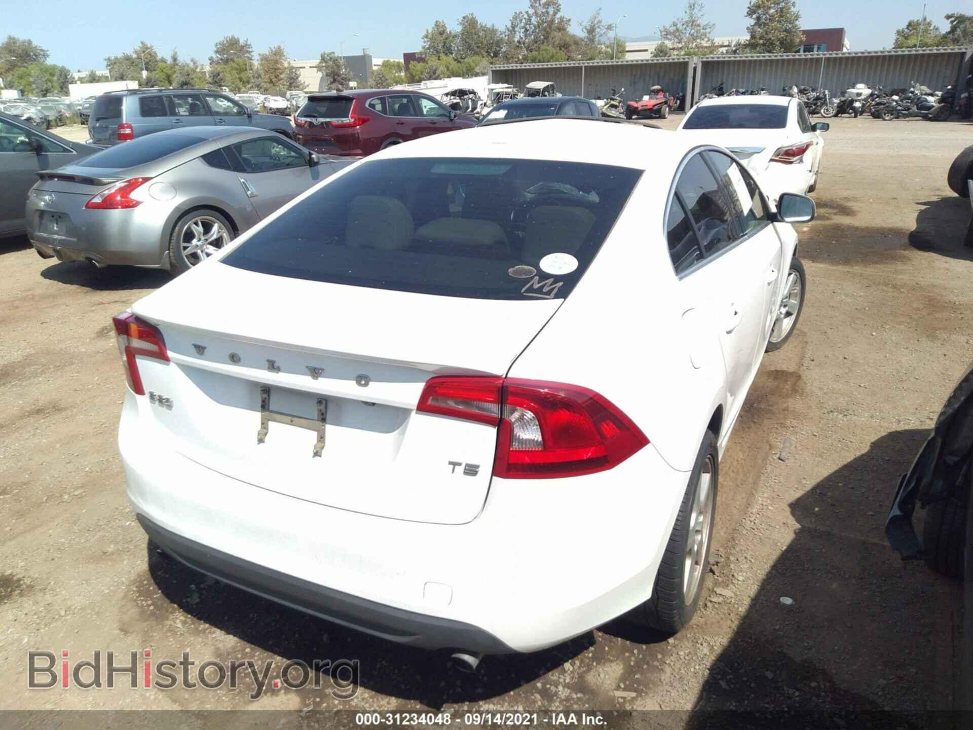 2012 VOLVO S60 - VIN: YV1622FS4C2138362 - Фото 4