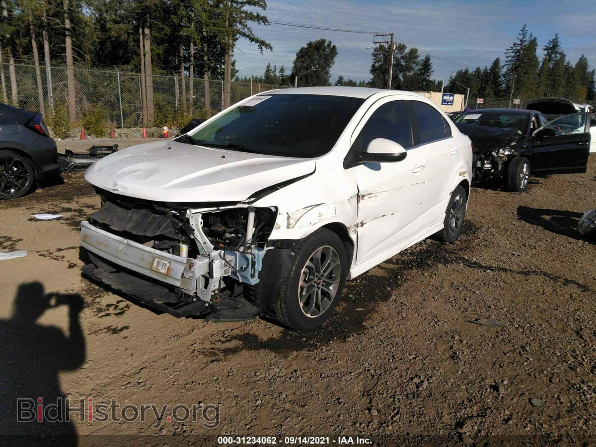 2017 CHEVROLET SONIC - VIN: 1G1JD5SH2H4103300 - Фото 2