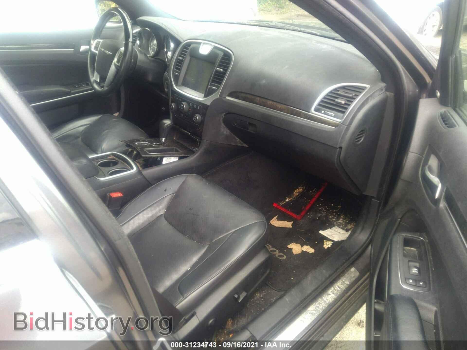 2013 CHRYSLER 300 - VIN: 2C3CCAKTXDH670873 - Фото 5