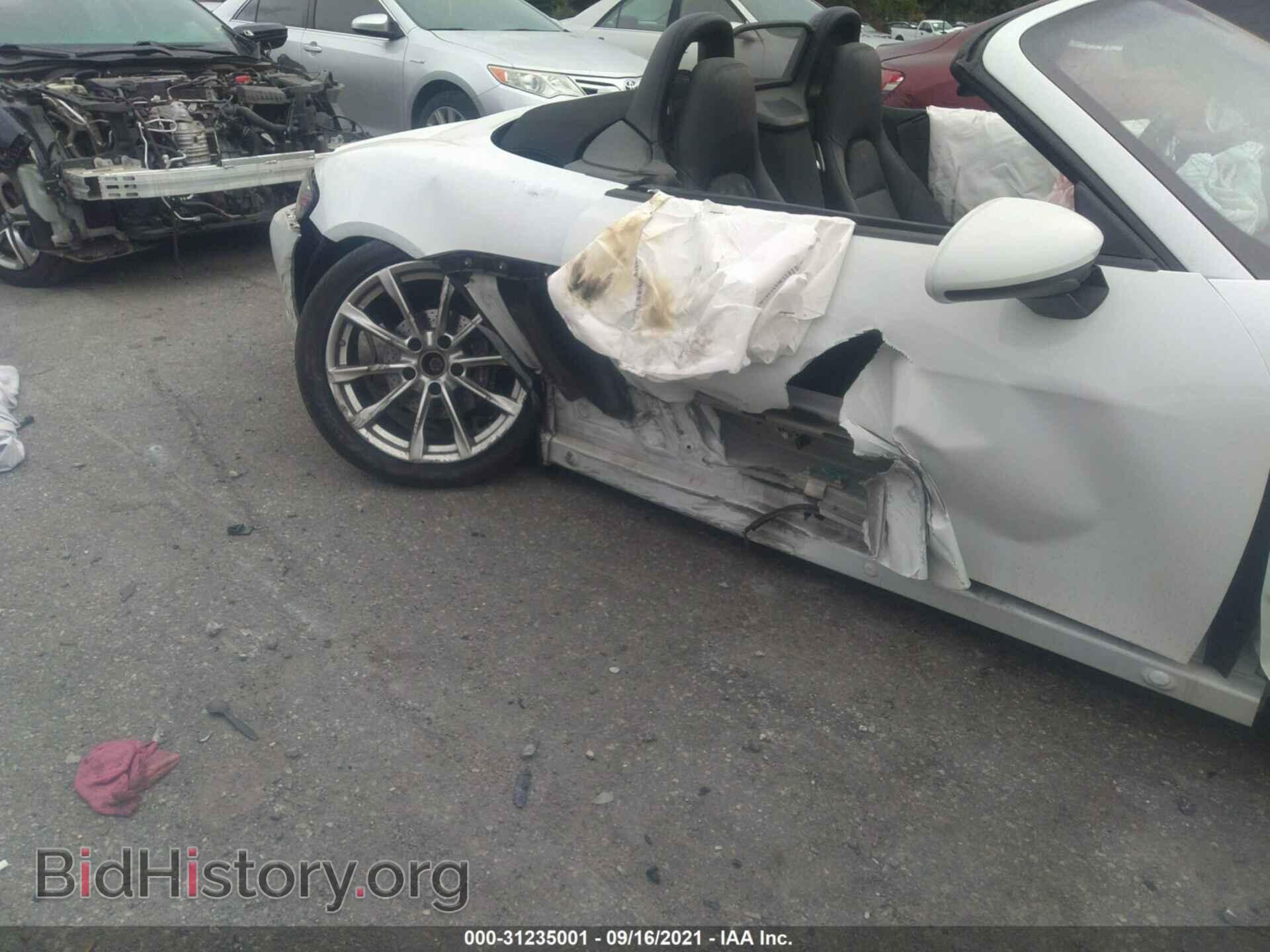 2017 PORSCHE 718 BOXSTER - VIN: WP0CA2A80HS220250 - Фото 6