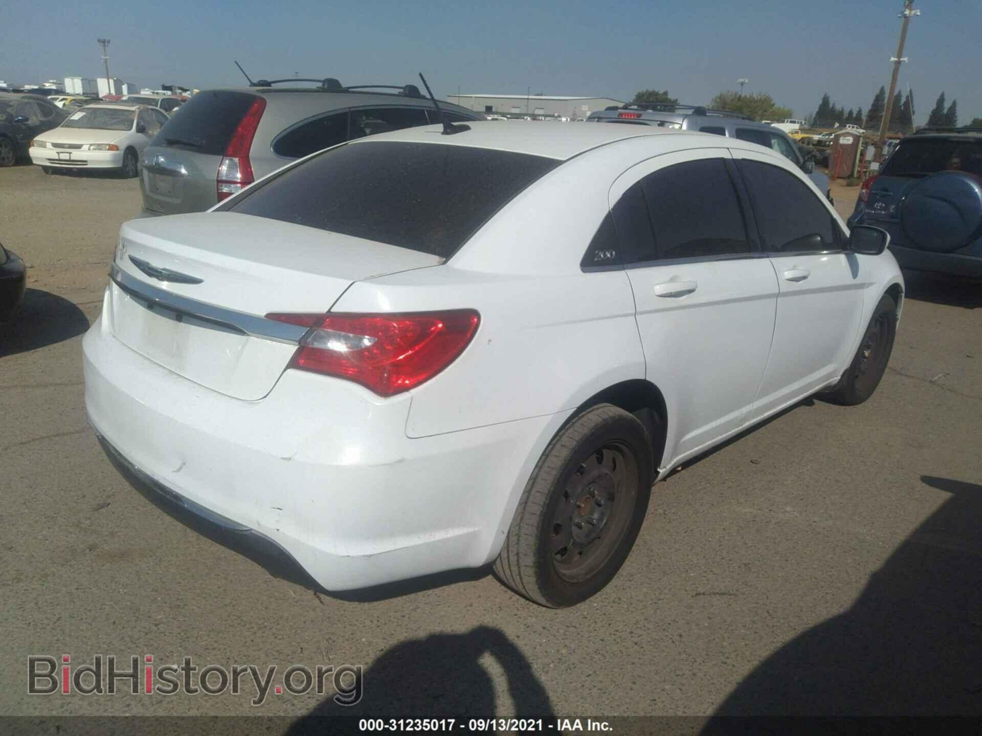 2013 CHRYSLER 200 - VIN: 1C3CCBAB3DN648137 - Фото 4