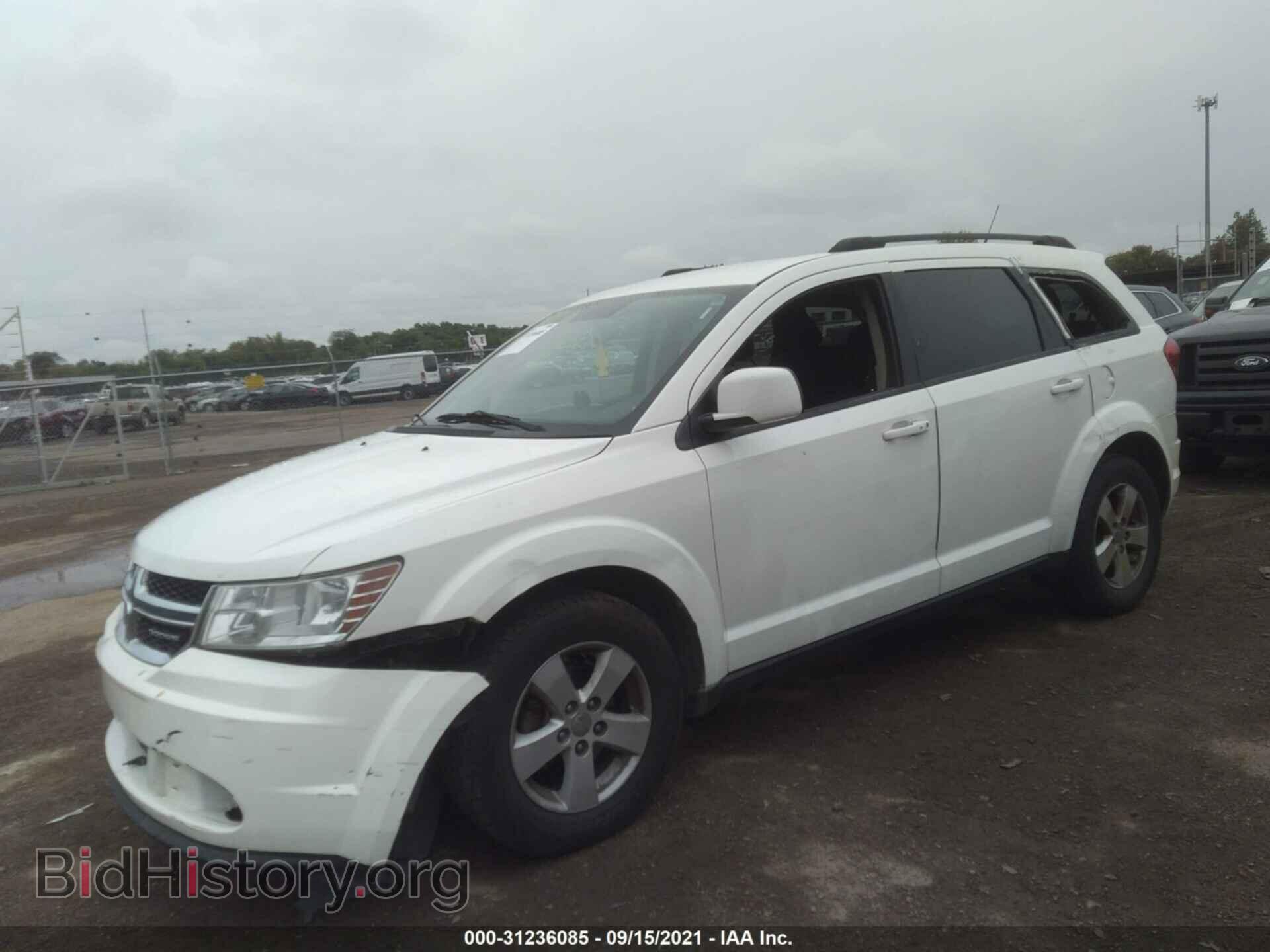2011 DODGE JOURNEY - VIN: 3D4PH1FG4BT520941 - Фото 2