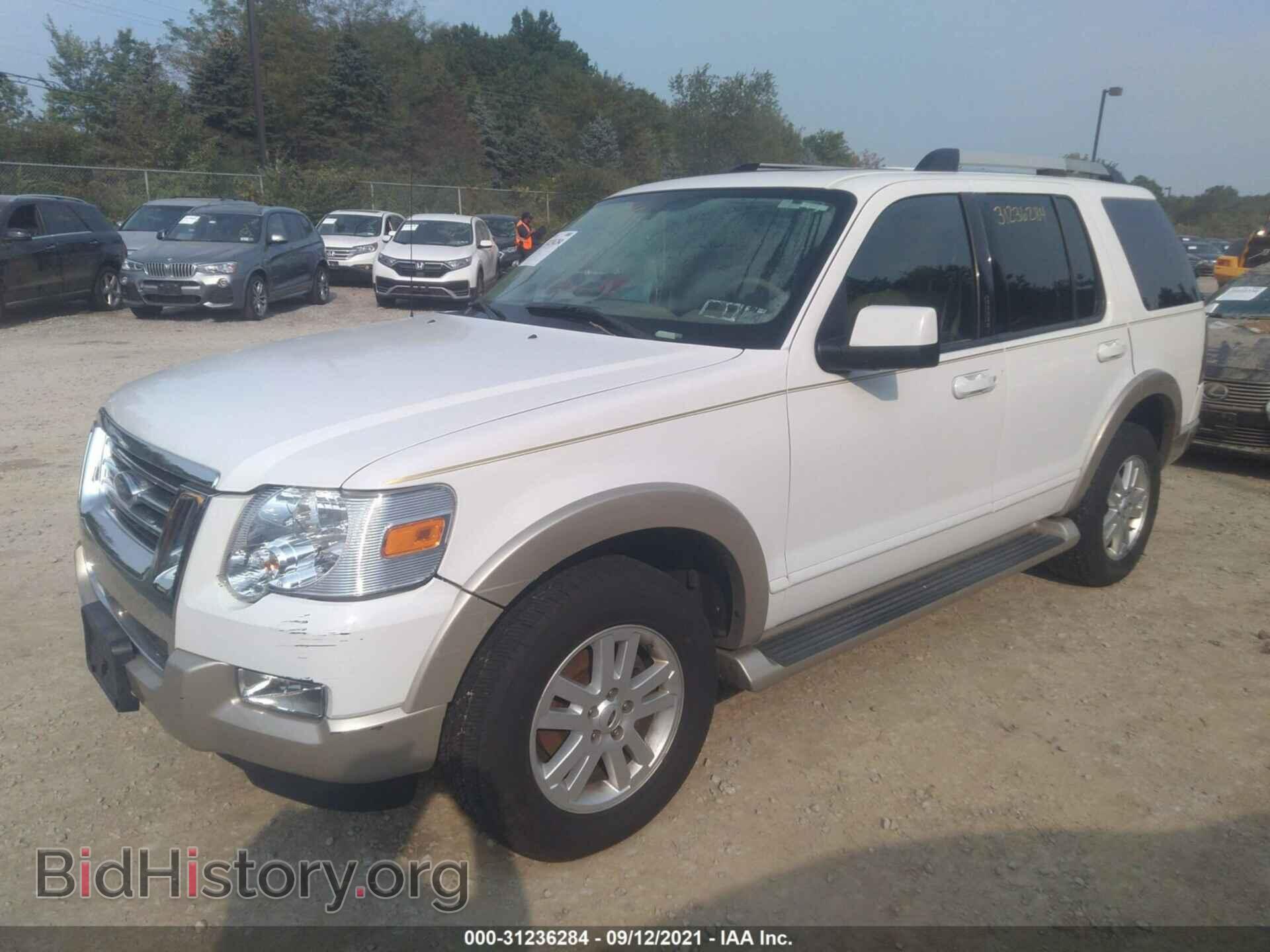 2007 FORD EXPLORER - VIN: 1FMEU74E57UB80678 - Фото 2