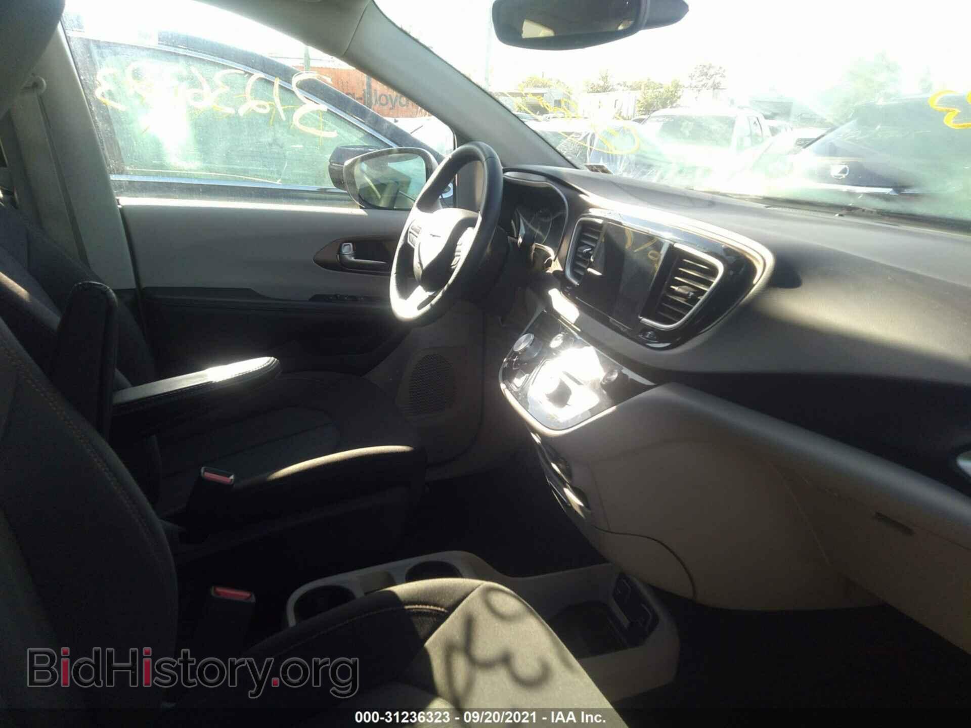 2017 CHRYSLER PACIFICA - VIN: 2C4RC1DG0HR723389 - Photo 5
