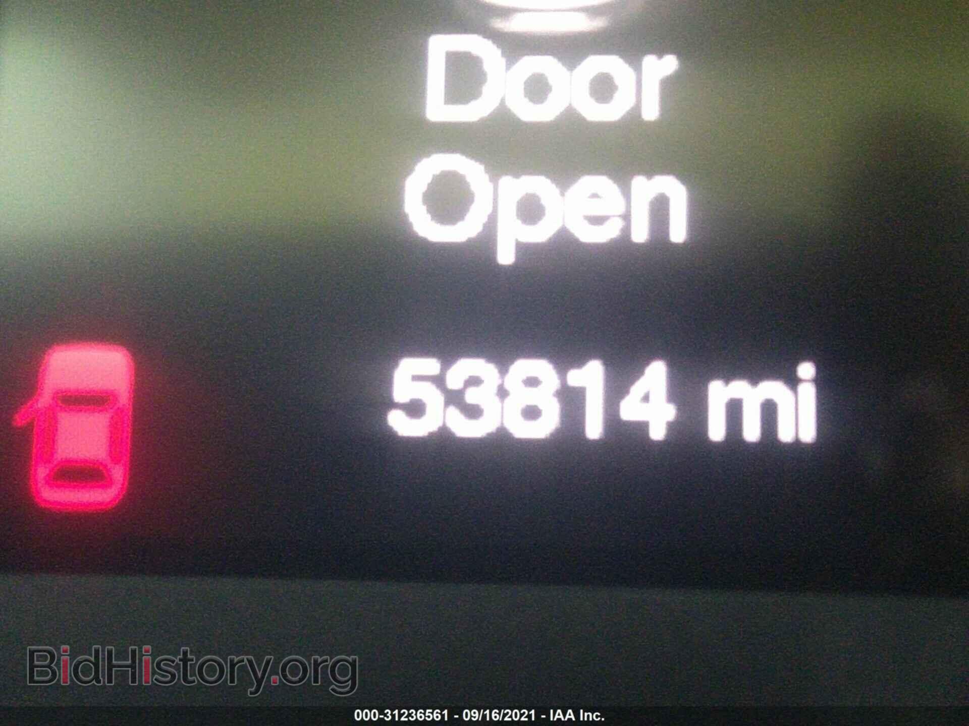 2016 CHRYSLER 200 - VIN: 1C3CCCAB5GN149558 - Photo 7
