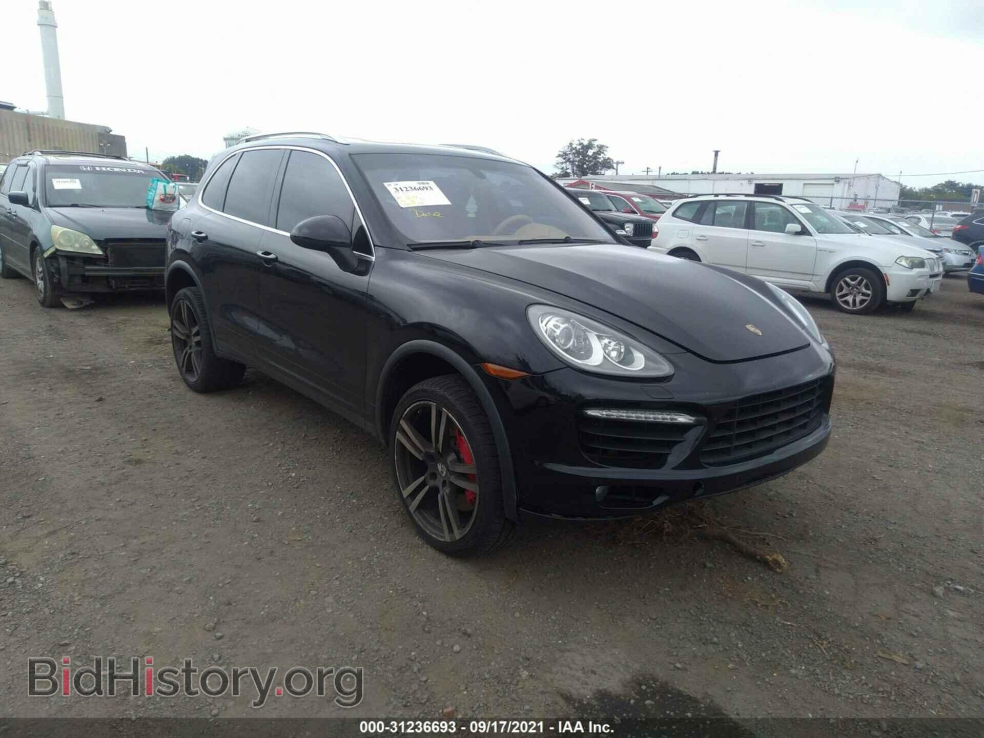 Photo WP1AC2A2XBLA82729 - PORSCHE CAYENNE 2011