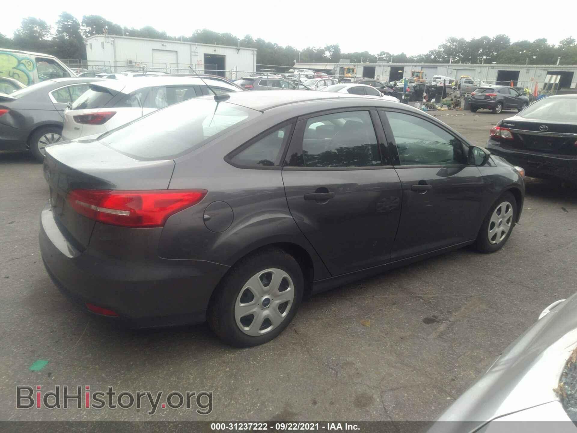 2017 FORD FOCUS - VIN: 1FADP3E25HL255977 - Photo 4