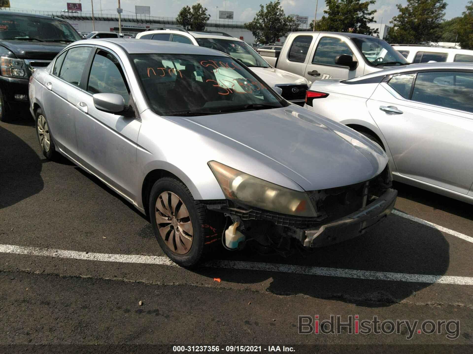 Photo 1HGCP26329A000130 - HONDA ACCORD SDN 2009