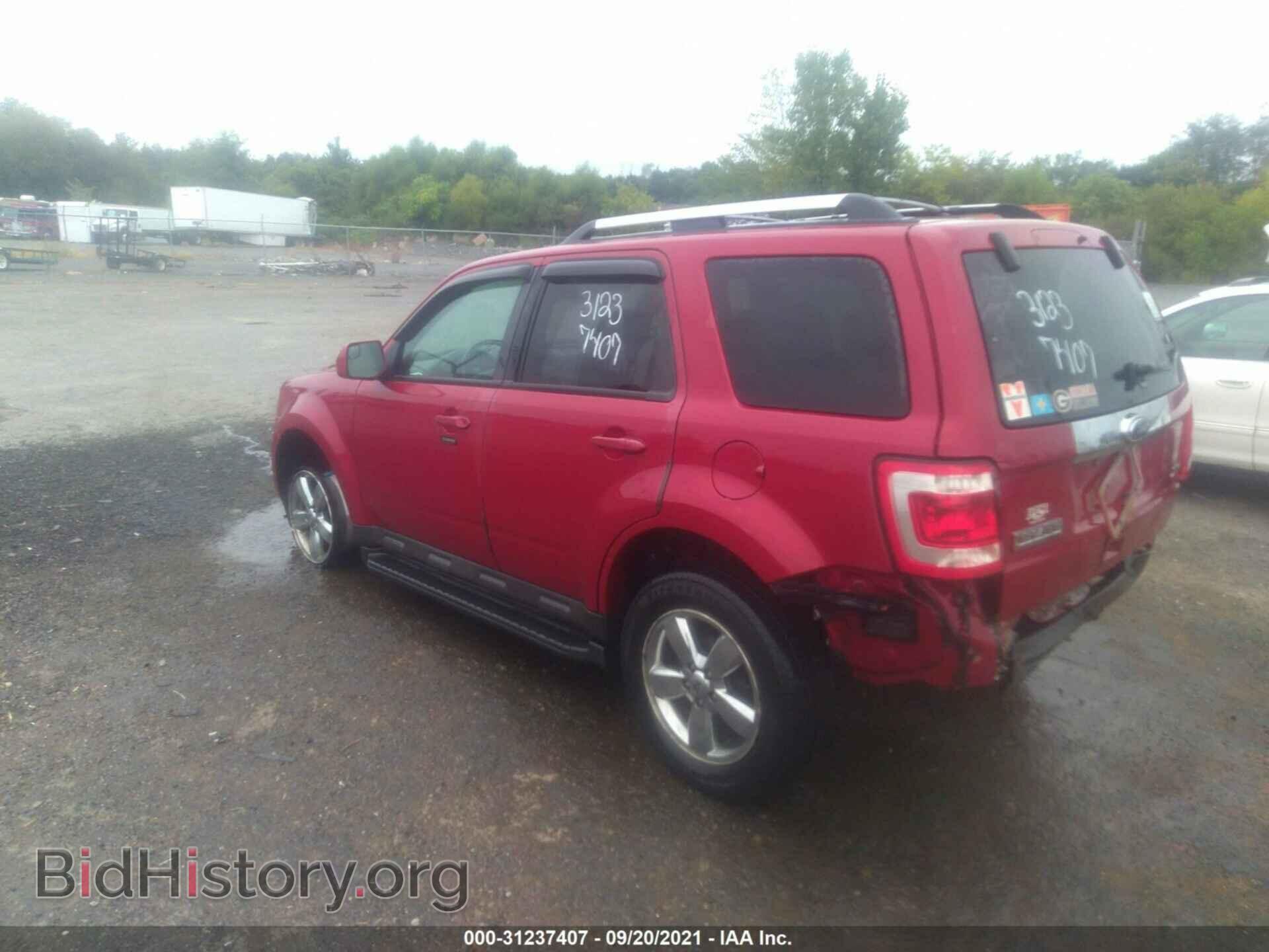 2011 FORD ESCAPE - VIN: 1FMCU0EG4BKA15904 - Фото 3