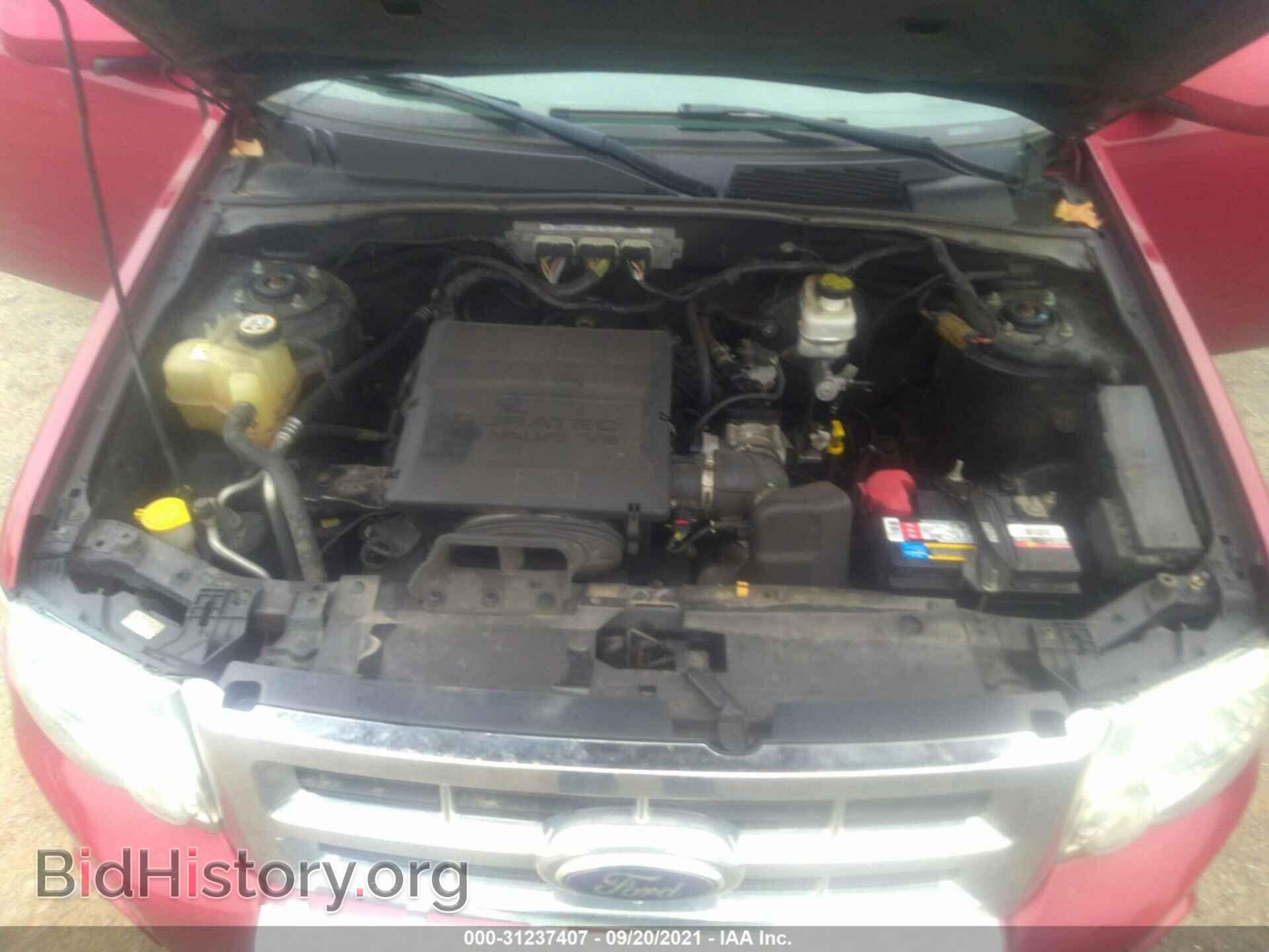 2011 FORD ESCAPE - VIN: 1FMCU0EG4BKA15904 - Фото 10