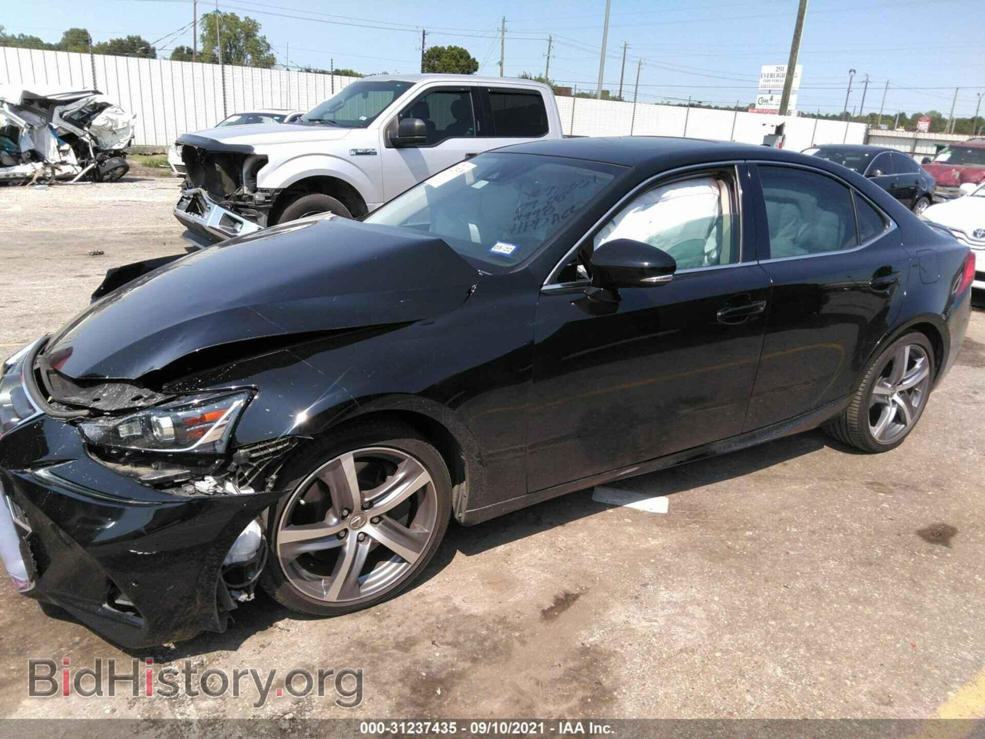 2017 LEXUS IS - VIN: JTHBA1D22H5039998 - Фото 2