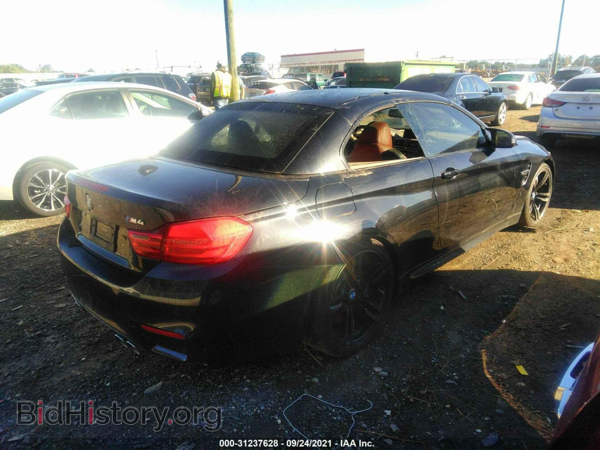 2015 BMW M4 - VIN: WBS3U9C57FP968196 - Фото 4