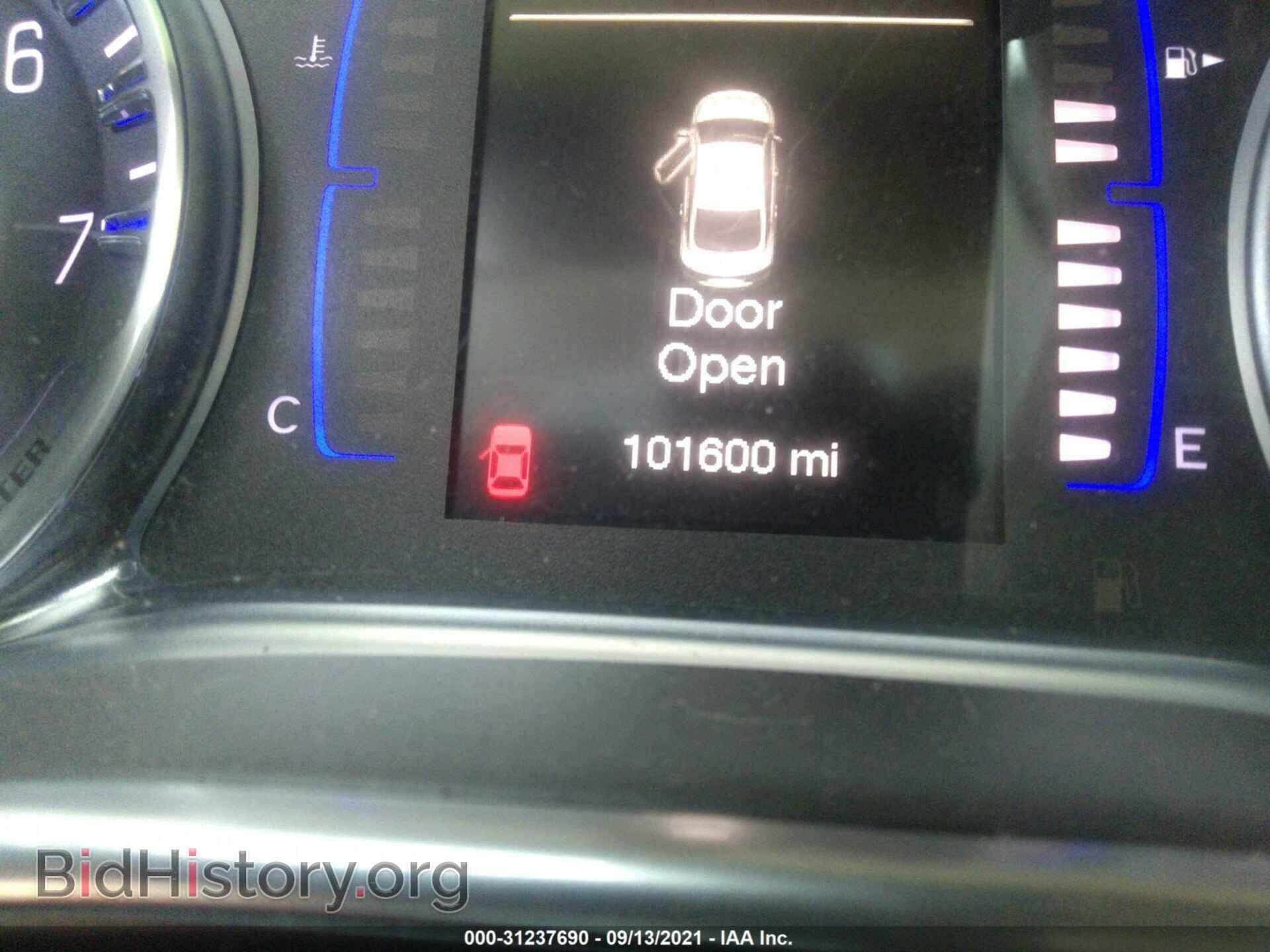2016 CHRYSLER 200 - VIN: 1C3CCCFB1GN194196 - Фото 7