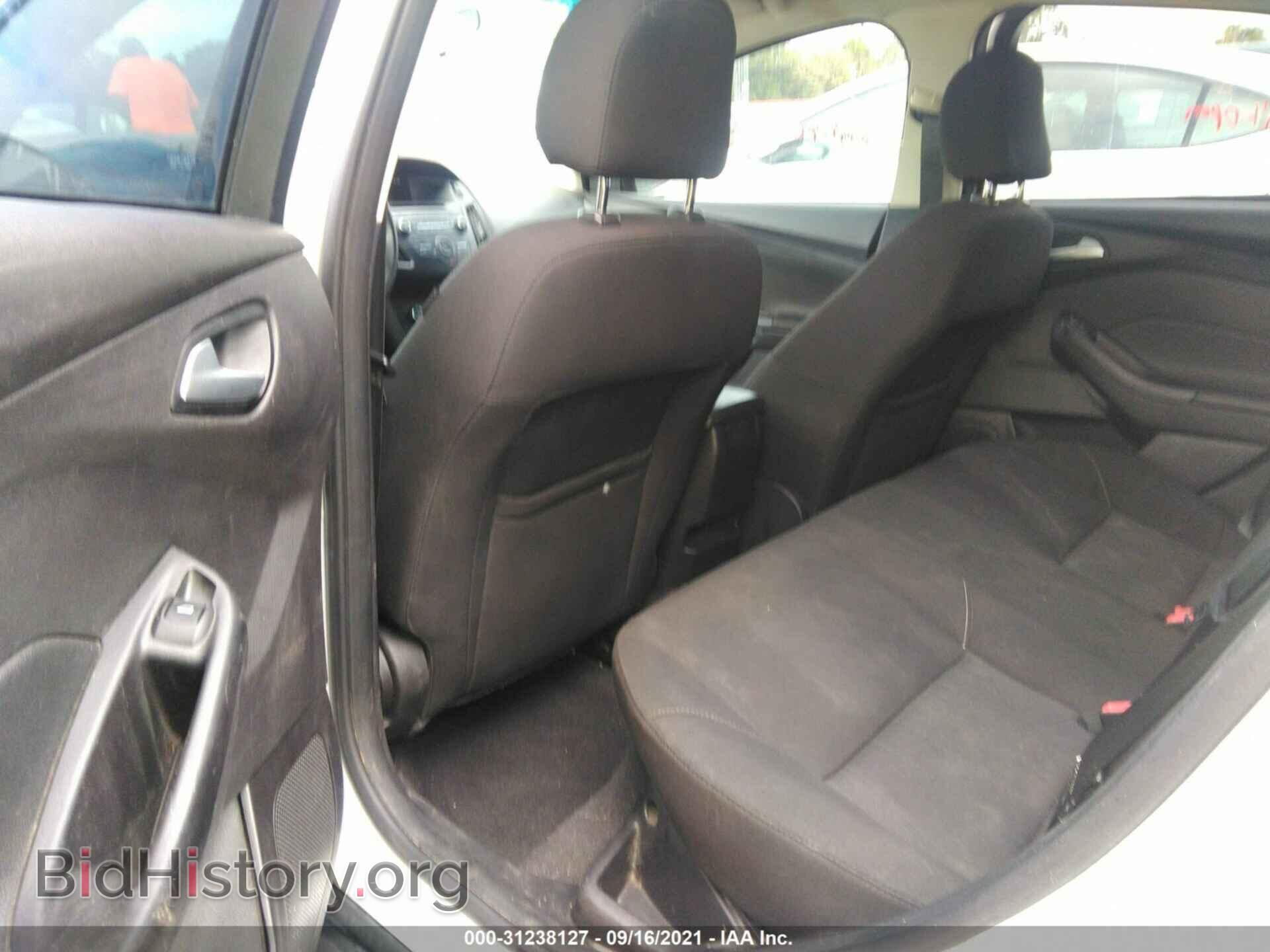 2015 FORD FOCUS - VIN: 1FADP3F23FL204442 - Photo 8