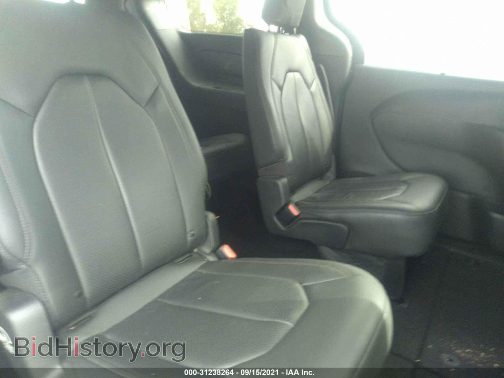 2020 CHRYSLER PACIFICA - VIN: 2C4RC1BGXLR103581 - Фото 8
