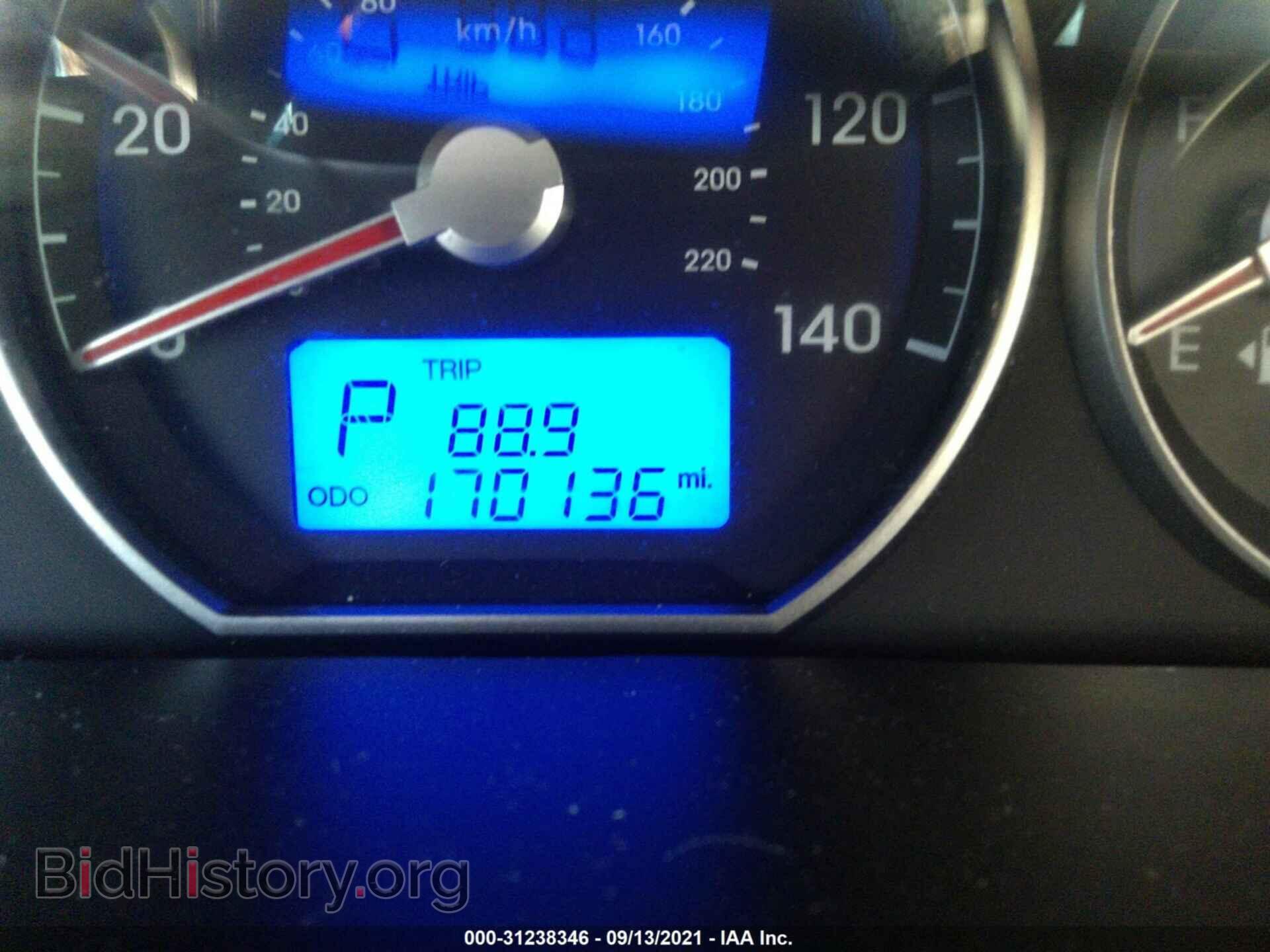 2010 HYUNDAI SANTA FE - VIN: 5NMSG3AB4AH409934 - Фото 7