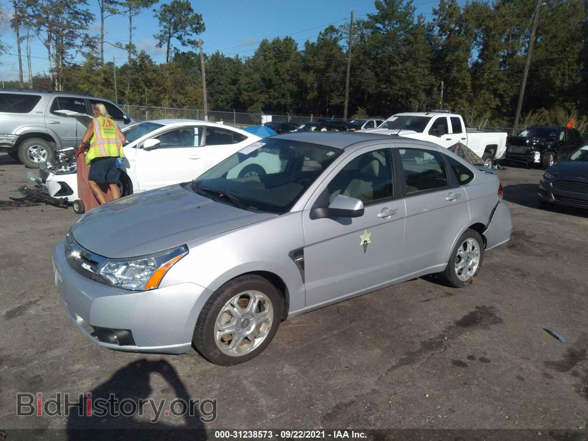 2008 FORD FOCUS - VIN: 1FAHP35N08W280893 - Фото 2