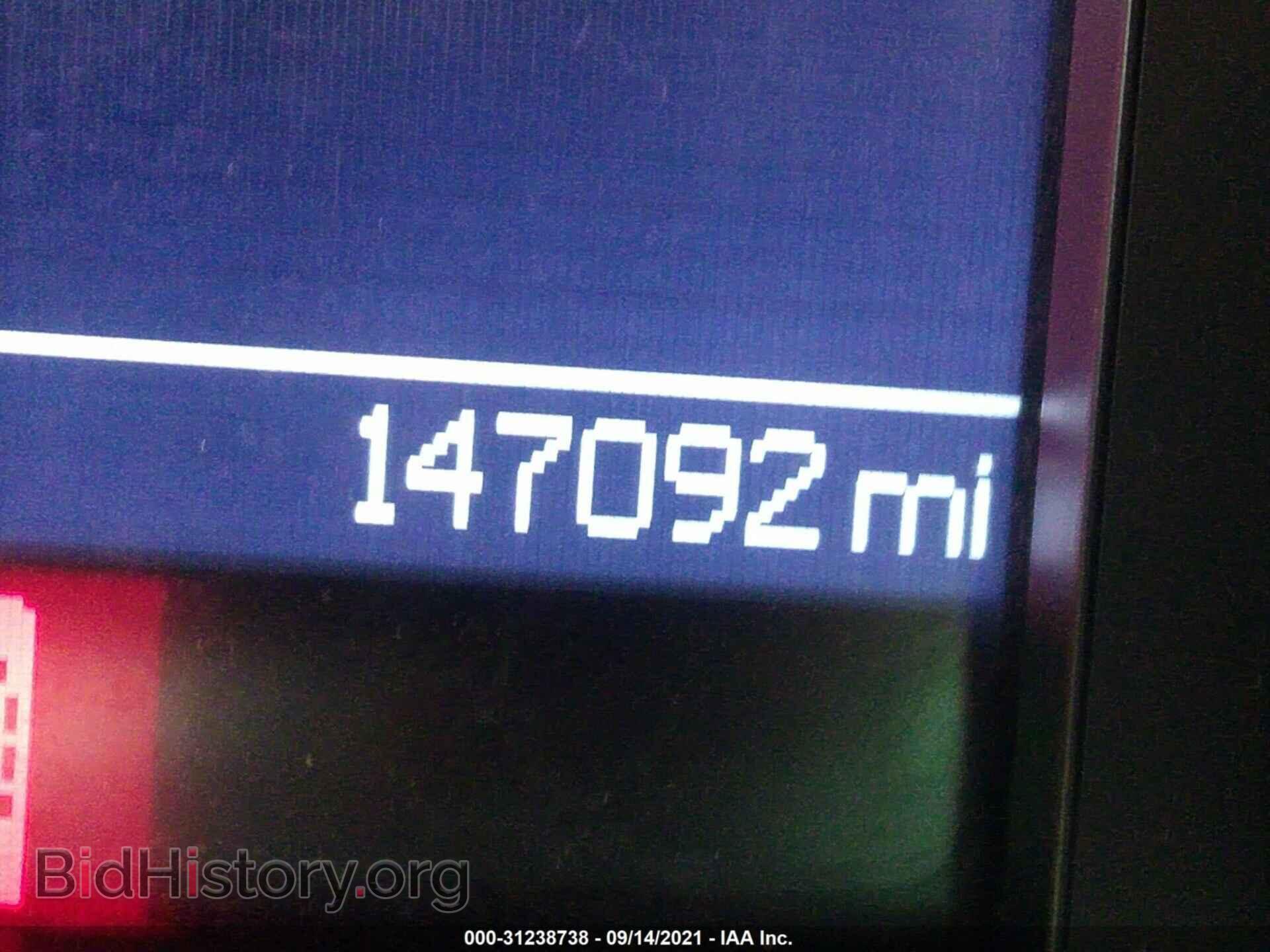 2011 CHRYSLER 300 - VIN: 2C3CA5CG5BH614108 - Фото 7