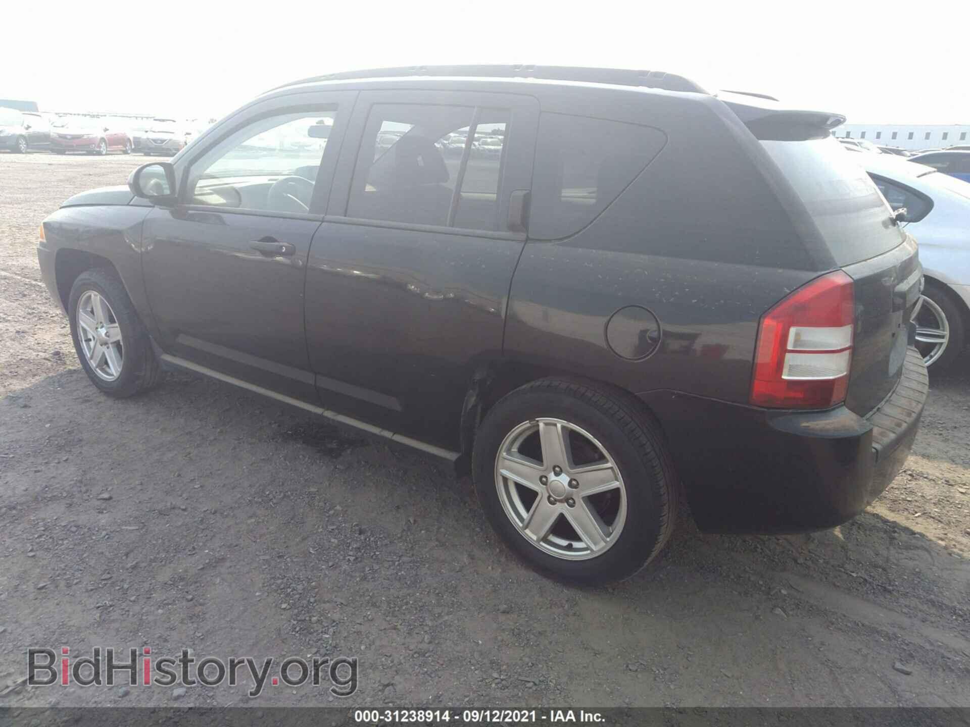 2007 JEEP COMPASS - VIN: 1J8FT47W77D145762 - Фото 3