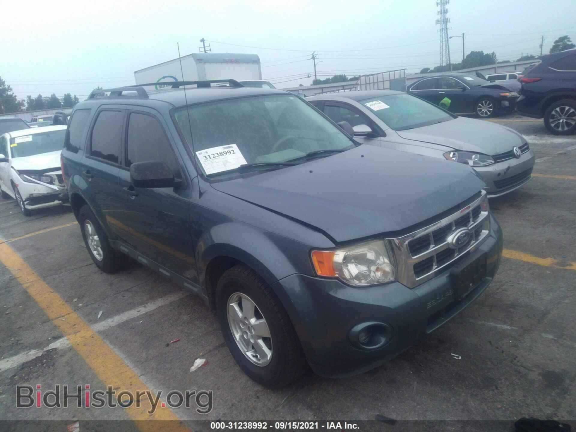 Фотография 1FMCU0C77BKA07444 - FORD ESCAPE 2011