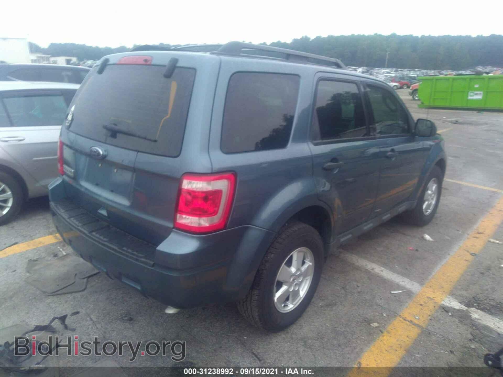 2011 FORD ESCAPE - VIN: 1FMCU0C77BKA07444 - Фото 4