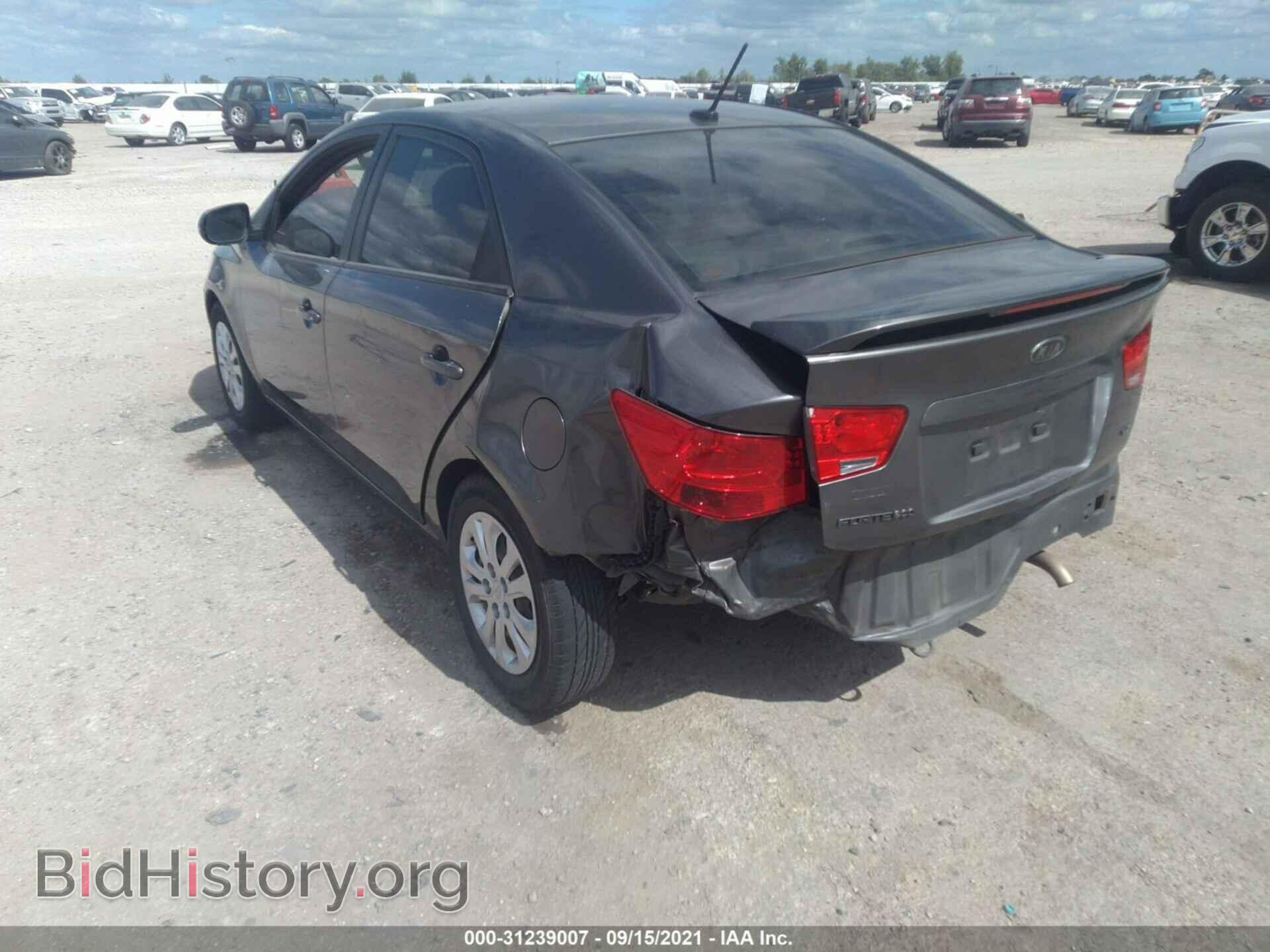 2013 KIA FORTE - VIN: KNAFU4A26D5719460 - Фото 3