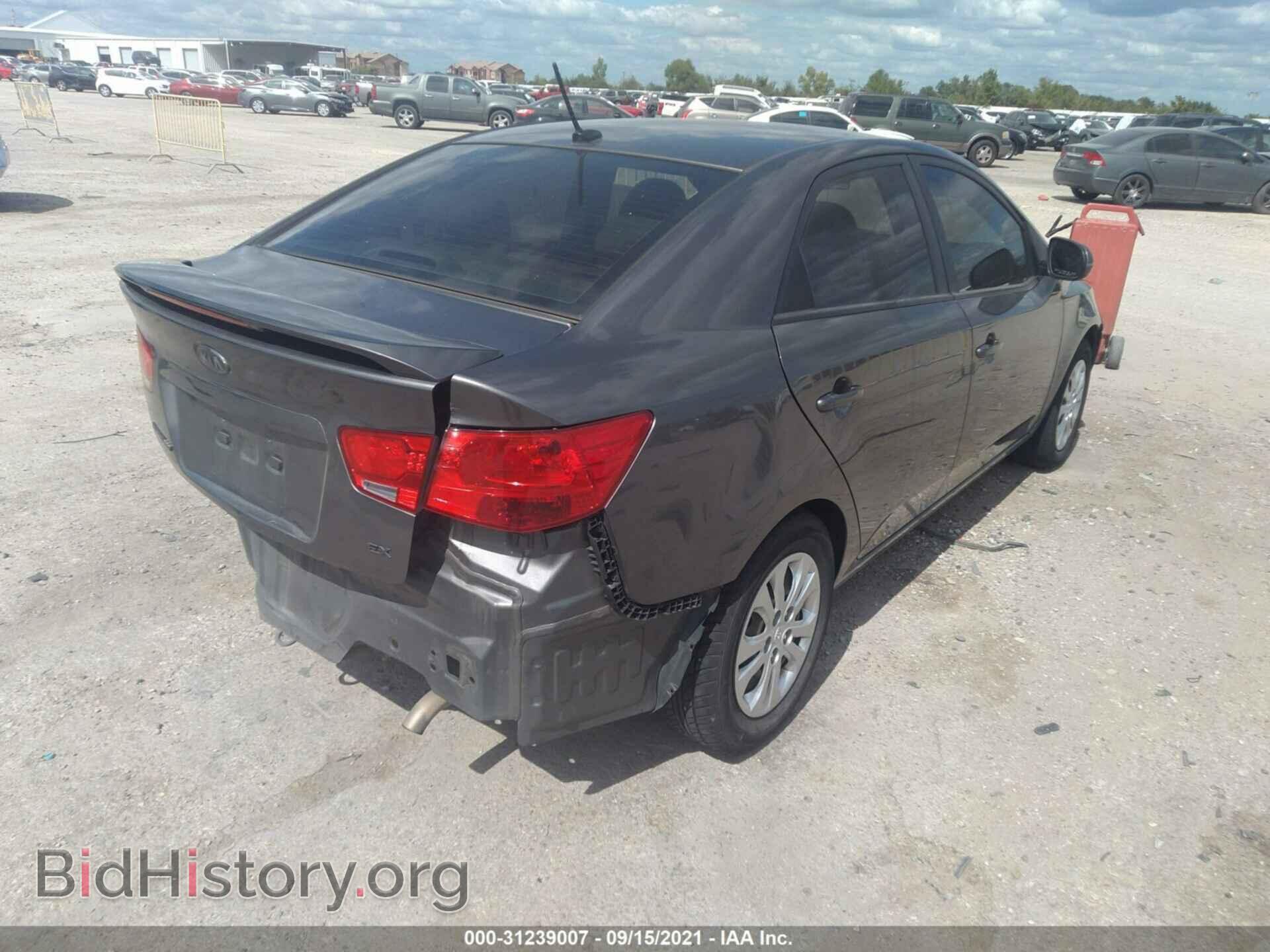2013 KIA FORTE - VIN: KNAFU4A26D5719460 - Фото 4