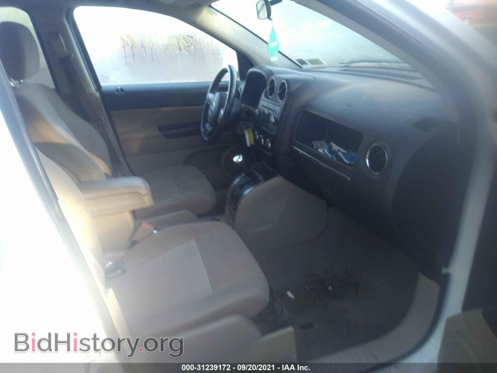 2011 JEEP COMPASS - VIN: 1J4NF1FB7BD277124 - Фото 5
