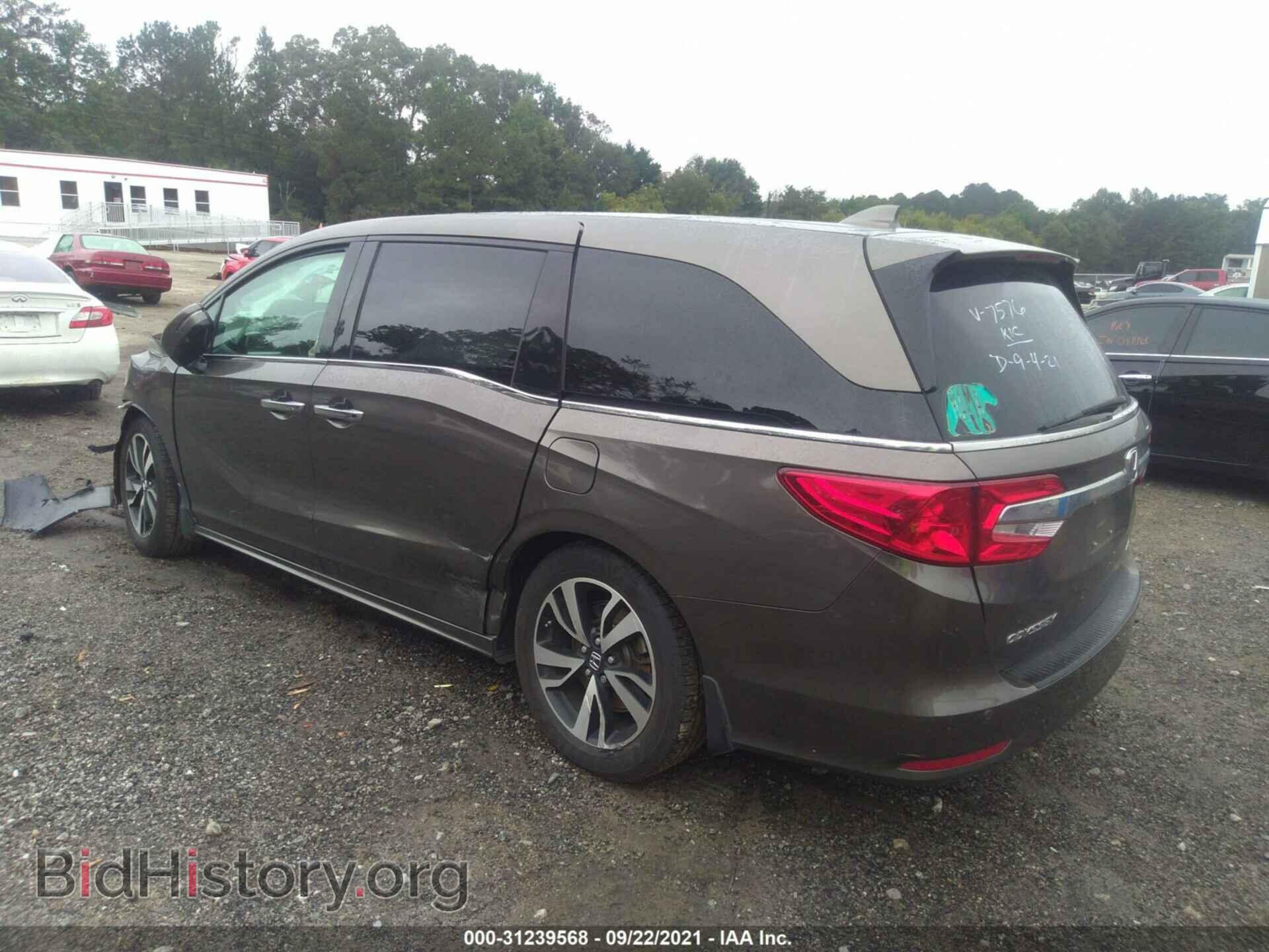 2018 HONDA ODYSSEY - VIN: 5FNRL6H96JB107576 - Фото 3