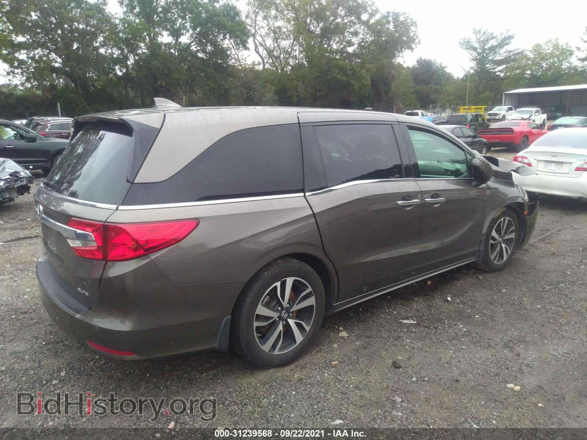 2018 HONDA ODYSSEY - VIN: 5FNRL6H96JB107576 - Фото 4