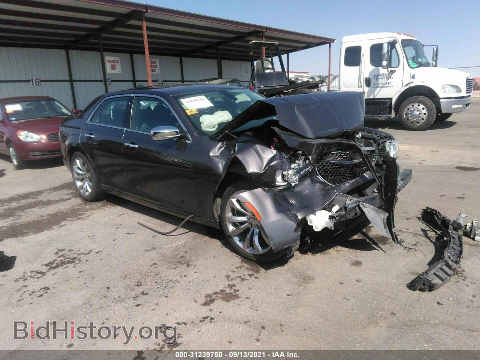 Photo 2C3CCAEG6KH559880 - CHRYSLER 300 2019
