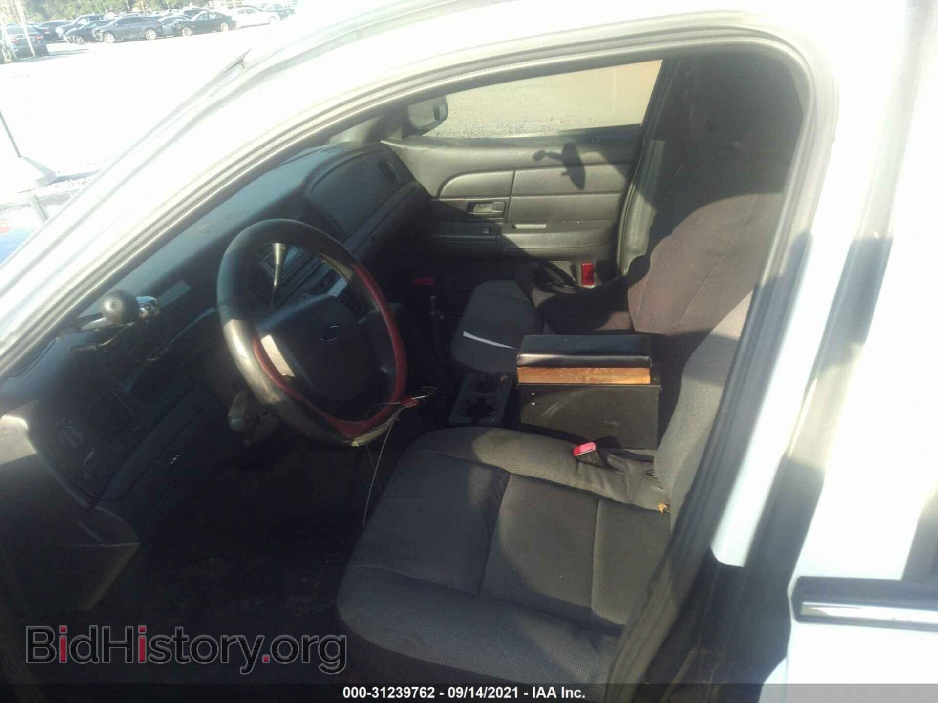 2011 FORD POLICE INTERCEPTOR - VIN: 2FABP7BV0BX152425 - Фото 5