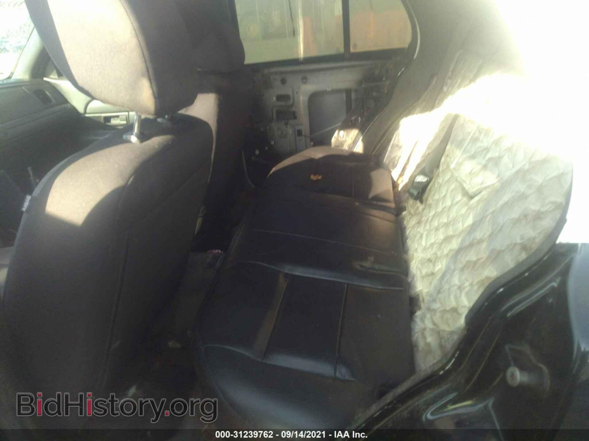 2011 FORD POLICE INTERCEPTOR - VIN: 2FABP7BV0BX152425 - Фото 8