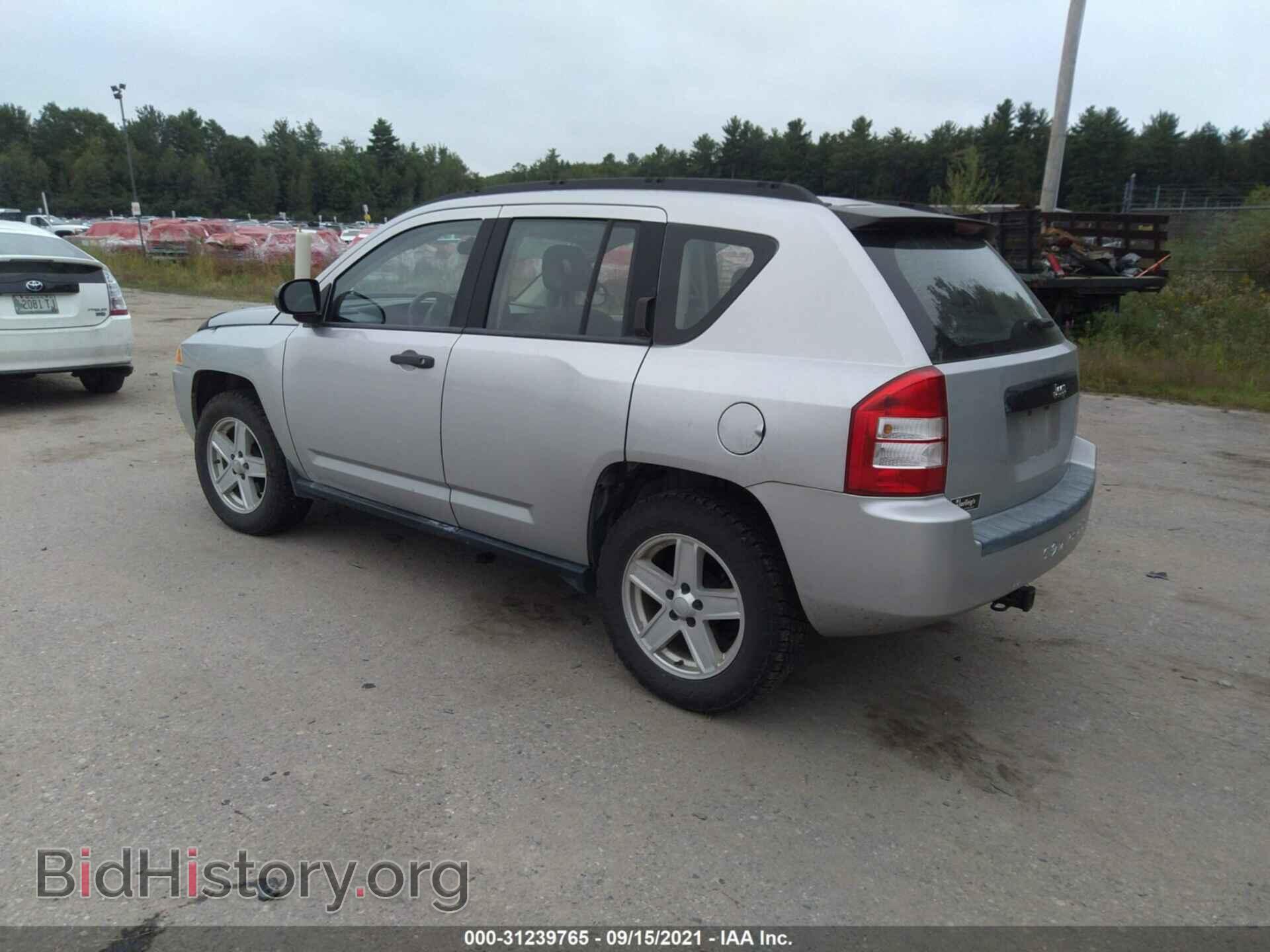 2007 JEEP COMPASS - VIN: 1J8FT47W77D368559 - Photo 3