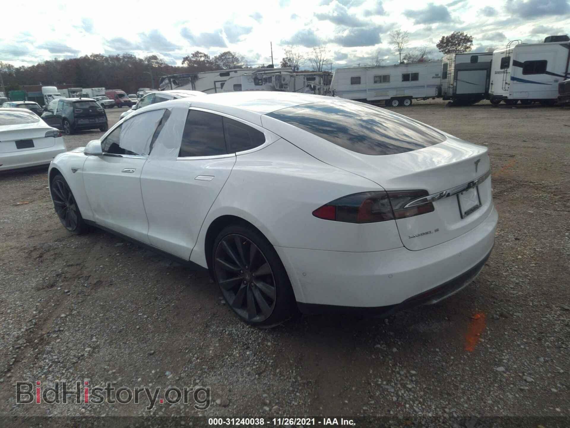 2014 TESLA MODEL S - VIN: 5YJSA1S15EFP56384 - Фото 3