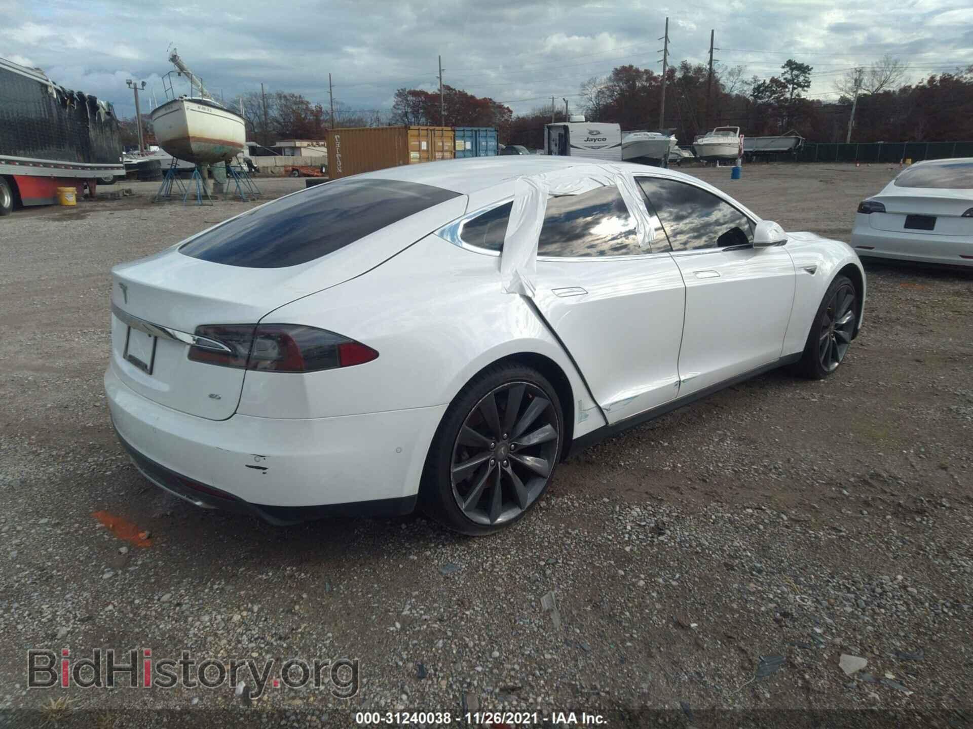 2014 TESLA MODEL S - VIN: 5YJSA1S15EFP56384 - Фото 4