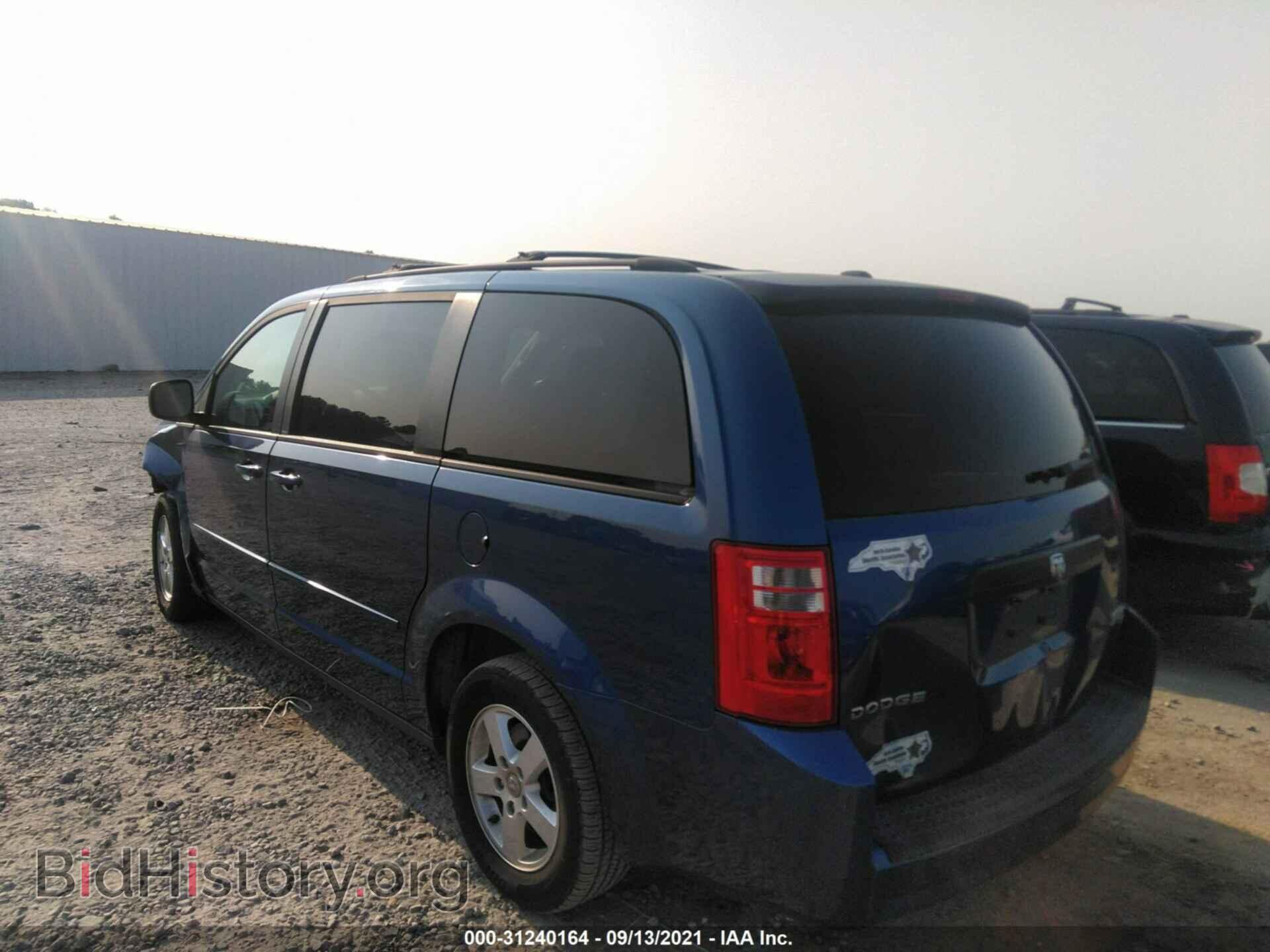 2010 DODGE GRAND CARAVAN - VIN: 2D4RN3D17AR447724 - Фото 3