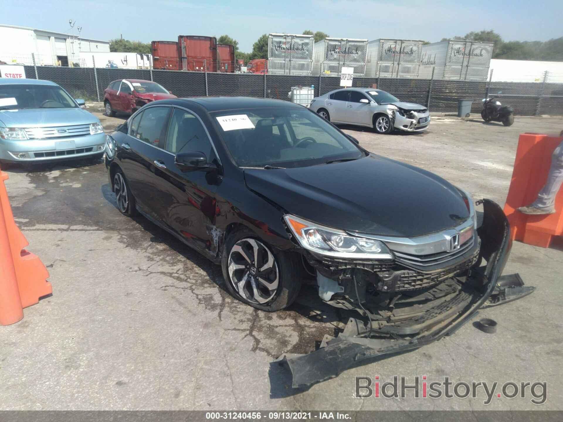 Photo 1HGCR2F70GA152594 - HONDA ACCORD SEDAN 2016