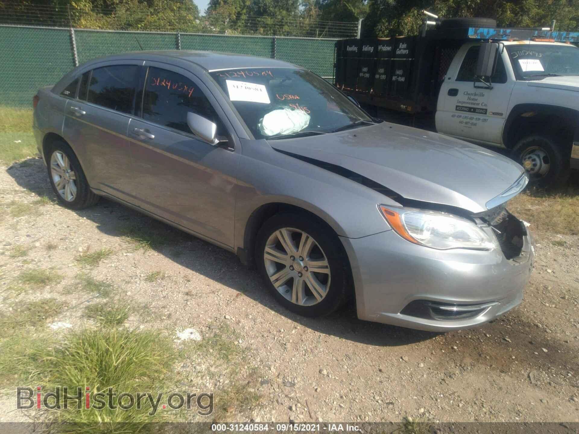 Фотография 1C3CCBAB8DN762019 - CHRYSLER 200 2013
