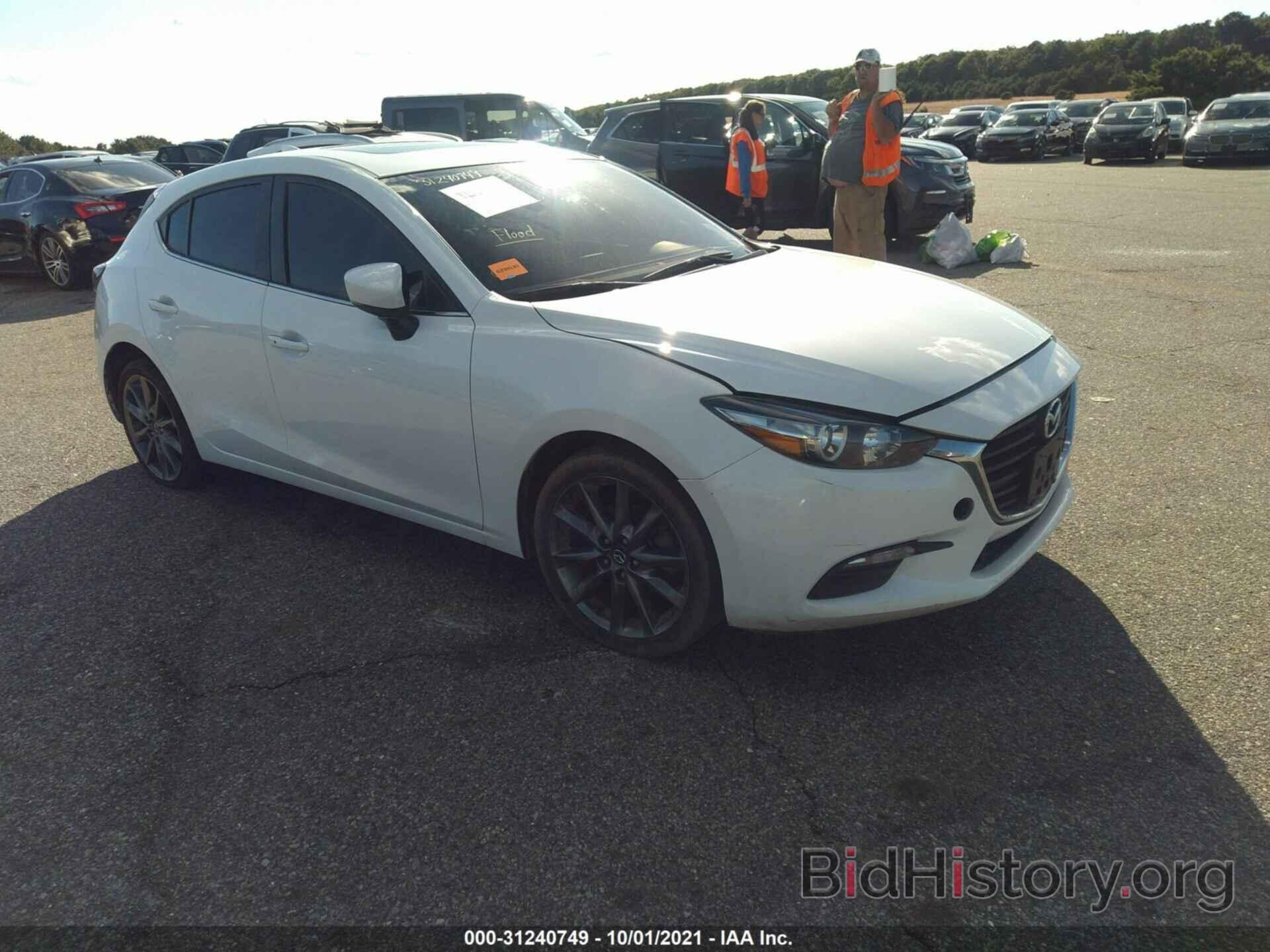 Photo 3MZBN1L38JM274838 - MAZDA MAZDA3 5-DOOR 2018