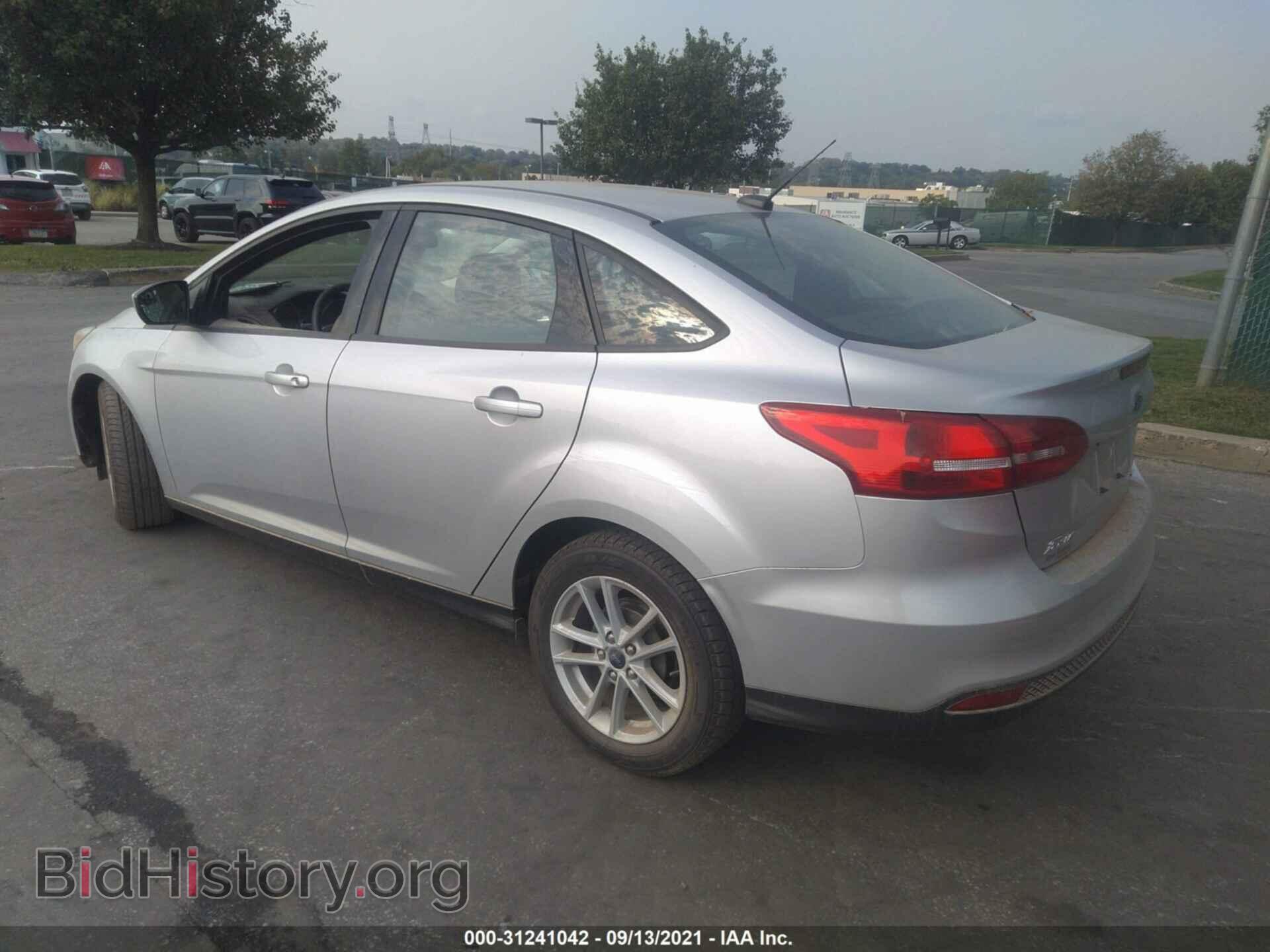 2018 FORD FOCUS - VIN: 1FADP3F28JL200461 - Фото 3