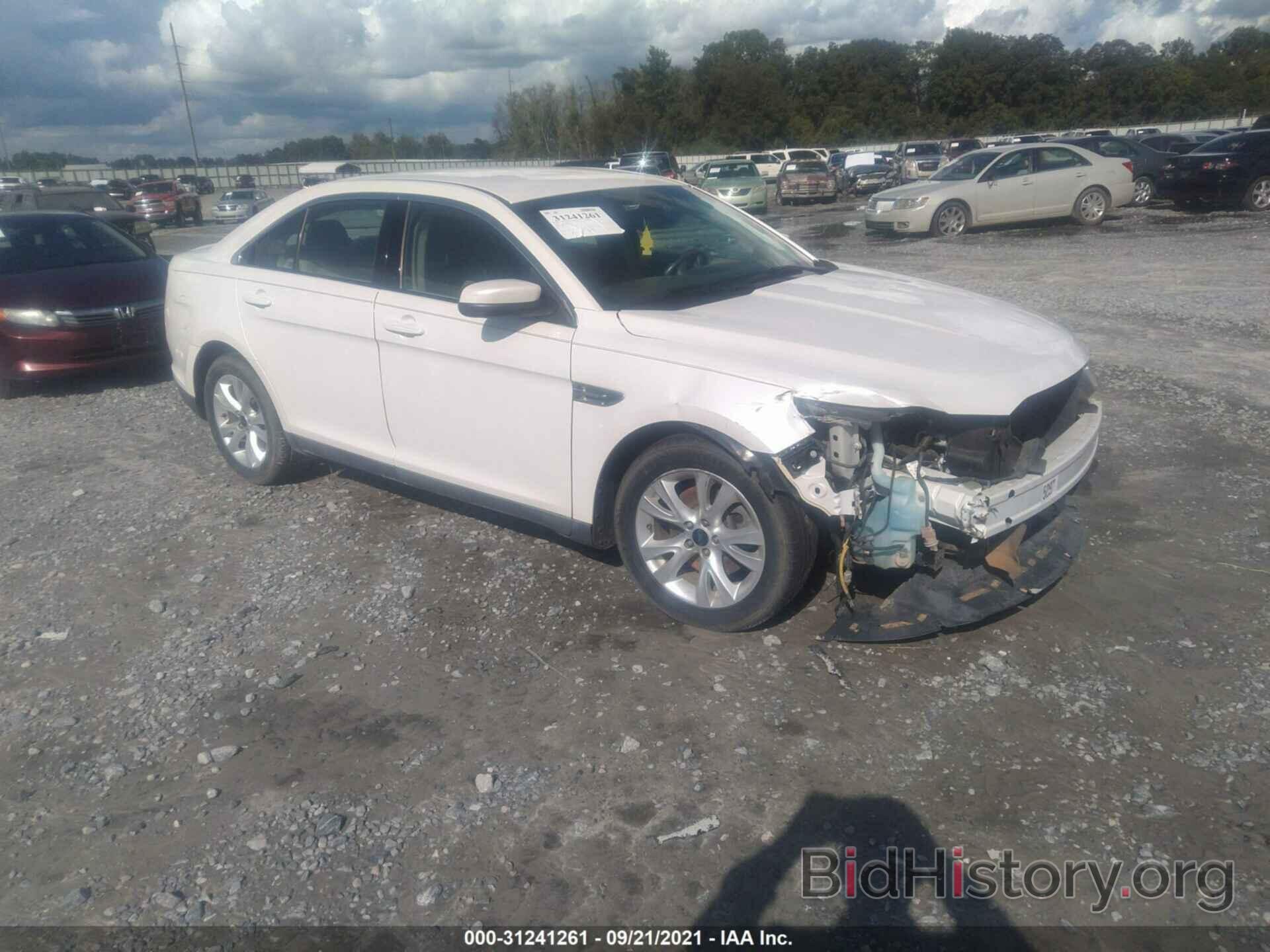 Photo 1FAHP2EW0BG168731 - FORD TAURUS 2011