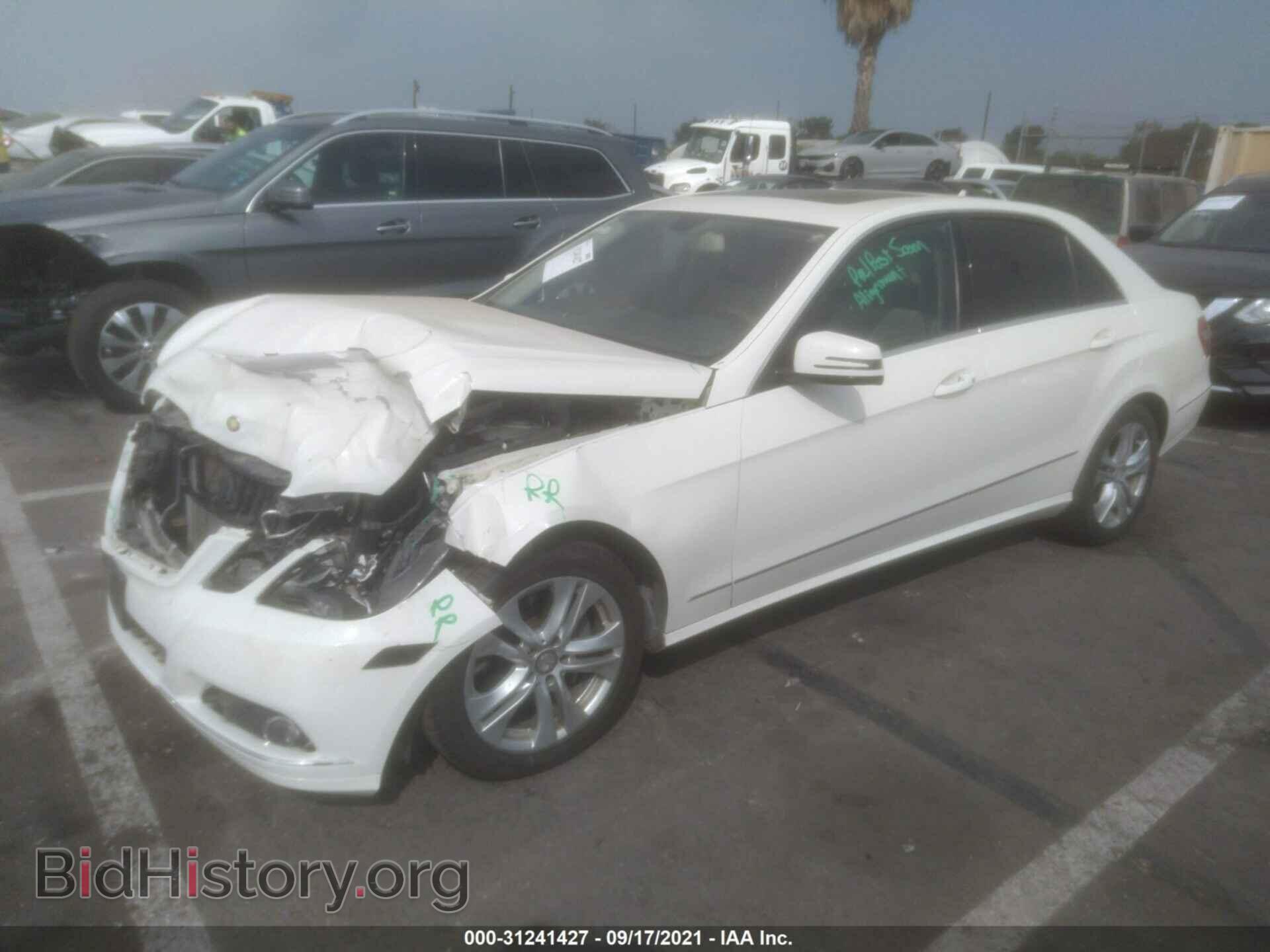 2011 MERCEDES-BENZ E-CLASS - VIN: WDDHF8HB7BA483477 - Фото 2