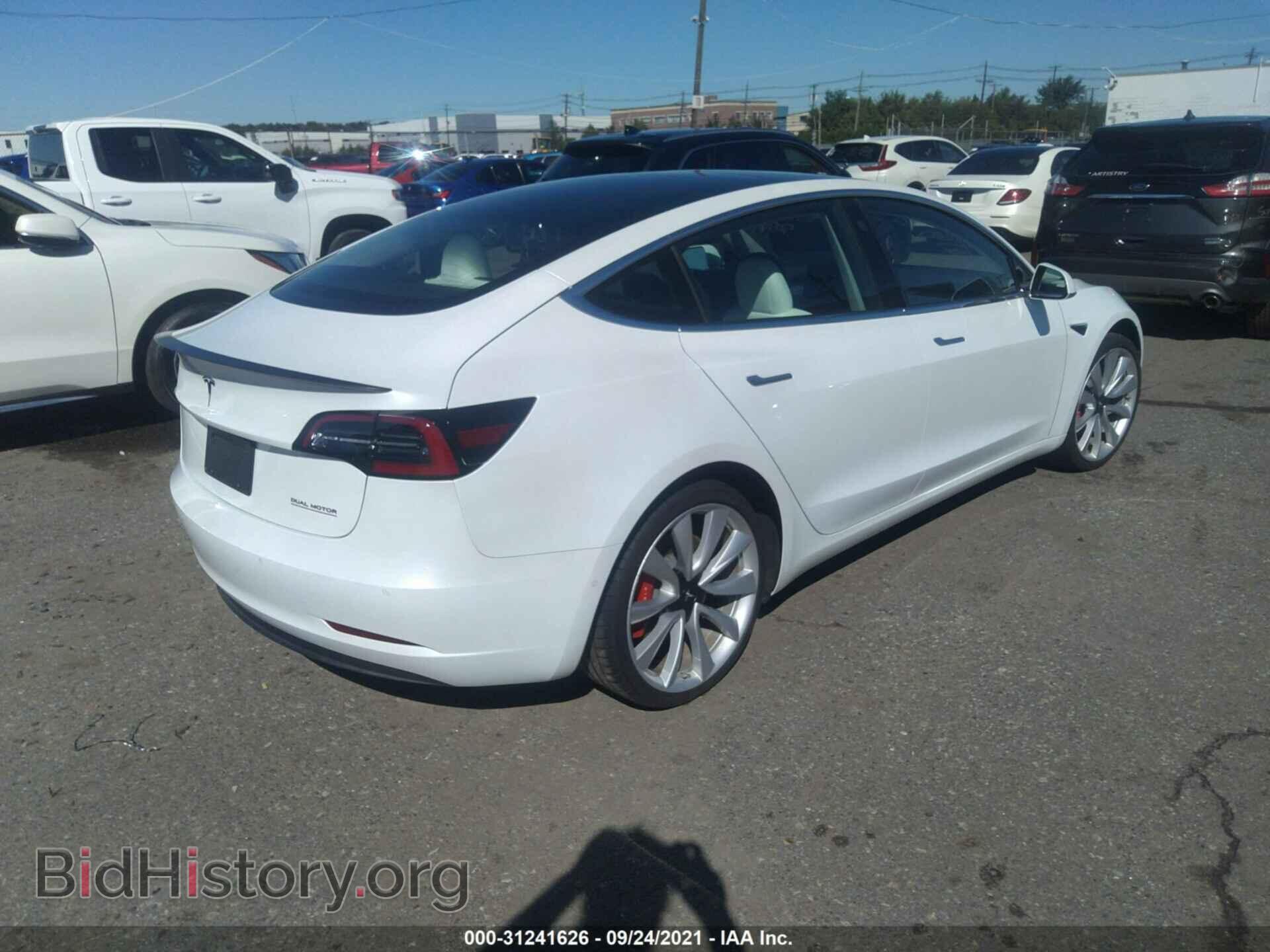 2019 TESLA MODEL 3 - VIN: 5YJ3E1EB8KF469730 - Photo 4
