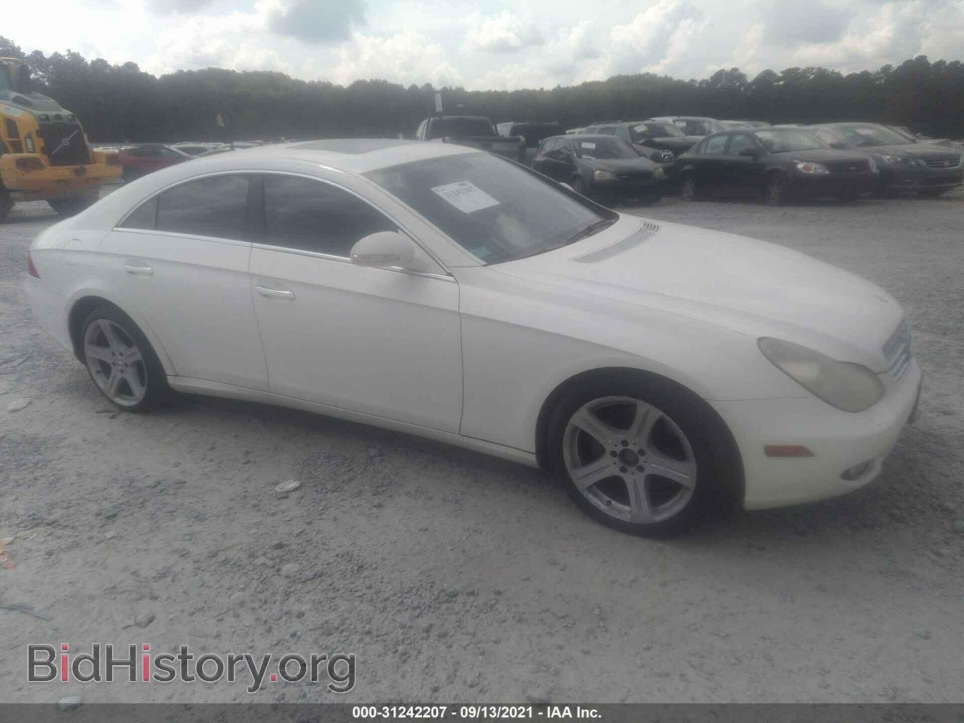 Photo WDDDJ75X26A031885 - MERCEDES-BENZ CLS-CLASS 2006