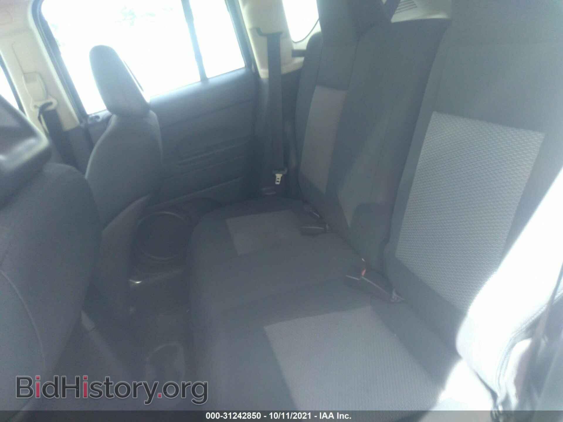 2009 JEEP COMPASS - VIN: 1J4FT47B29D184454 - Фото 8