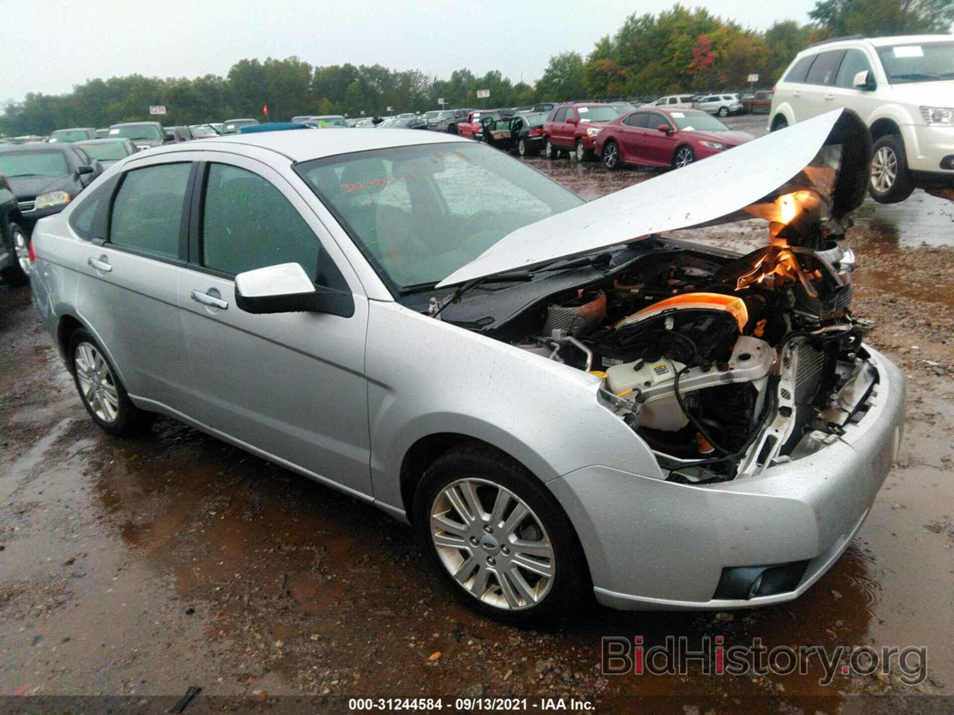 Photo 1FAHP3HNXAW266274 - FORD FOCUS 2010