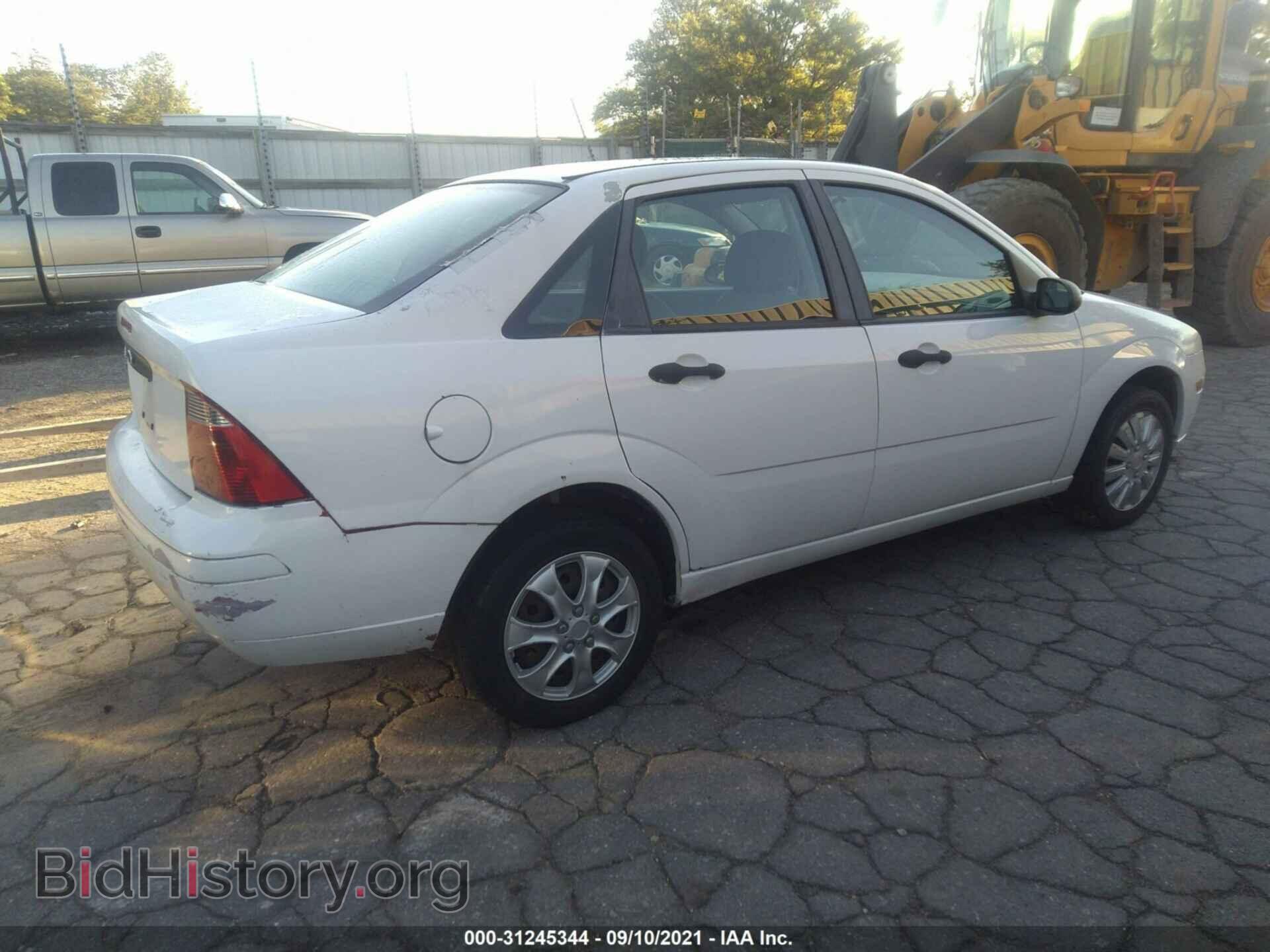 2007 FORD FOCUS - VIN: 1FAFP34N97W197986 - Фото 4