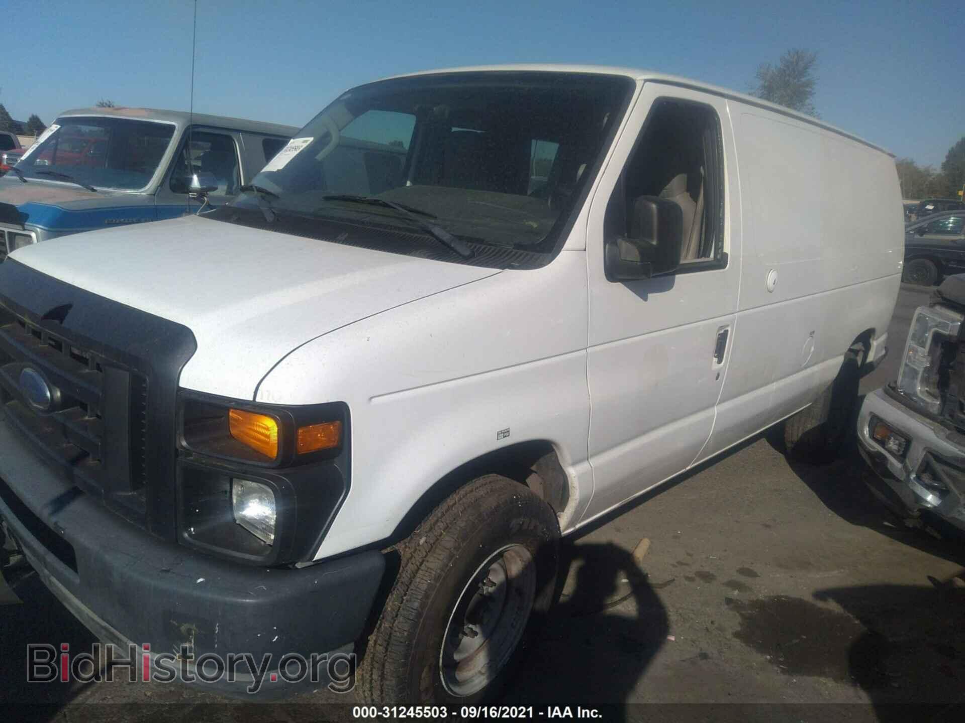 2010 FORD ECONOLINE CARGO VAN - VIN: 1FTNE2EL3ADA47667 - Фото 2