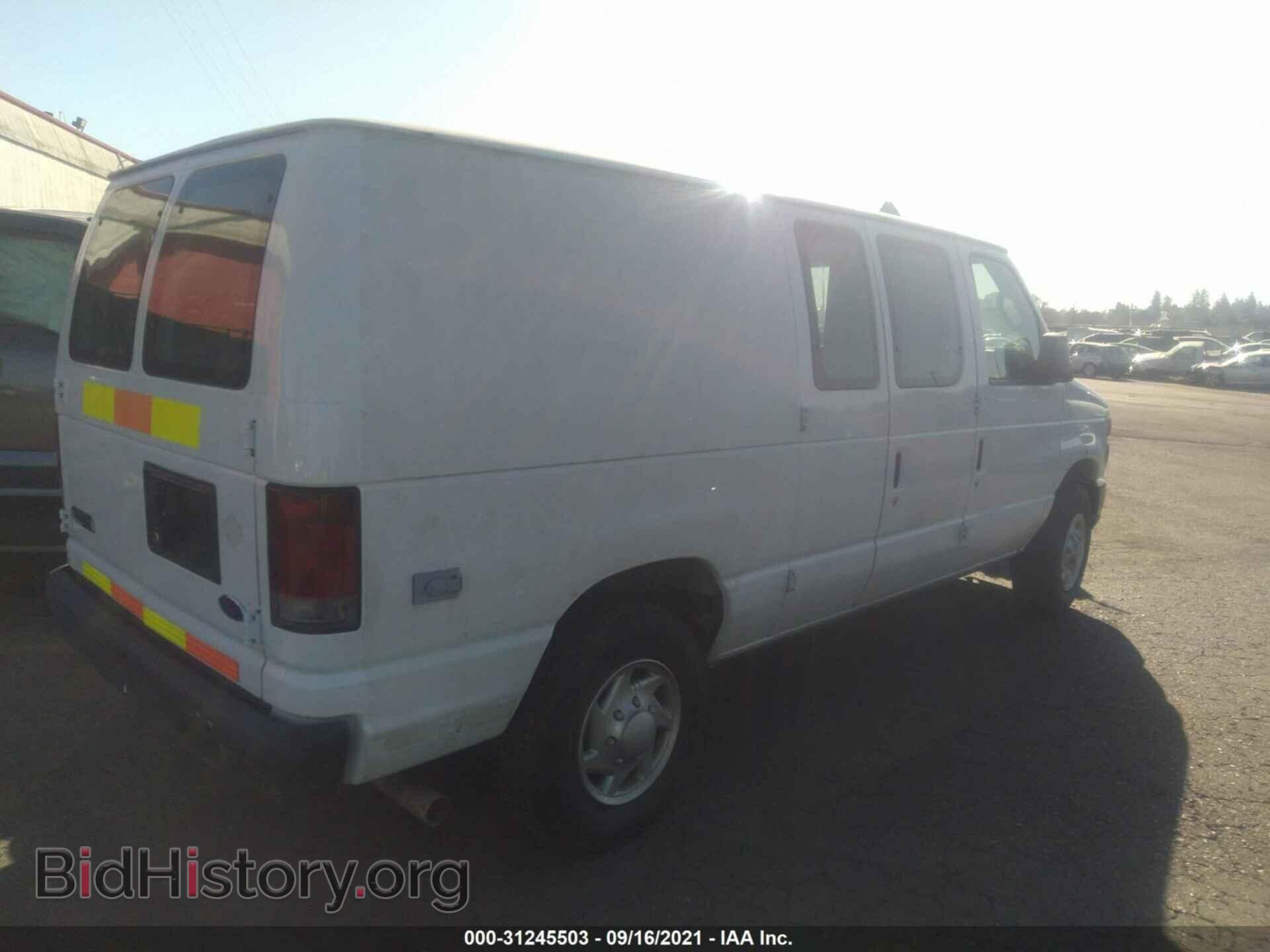 2010 FORD ECONOLINE CARGO VAN - VIN: 1FTNE2EL3ADA47667 - Фото 4